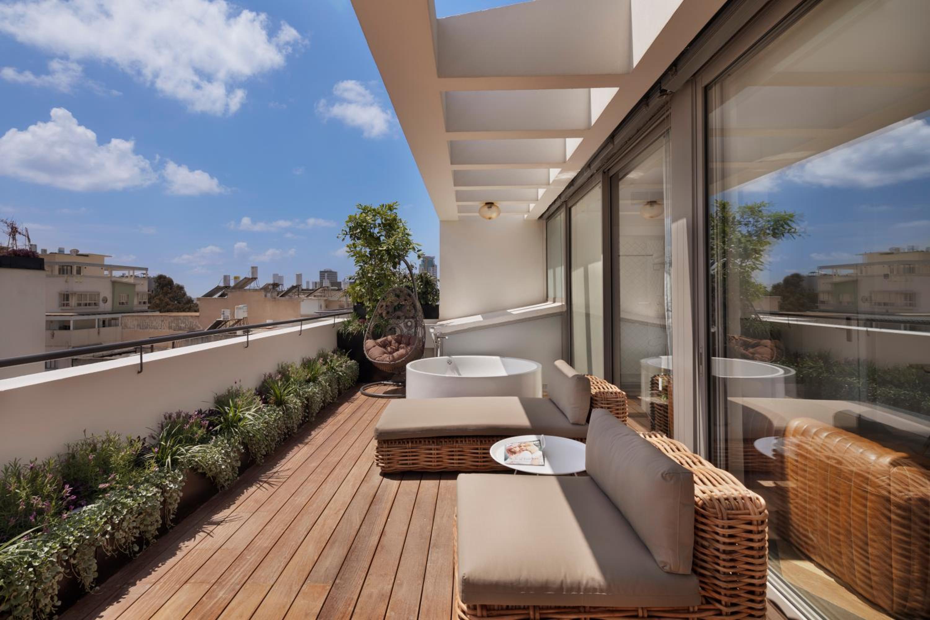 Terrace Suite - Photo 5
