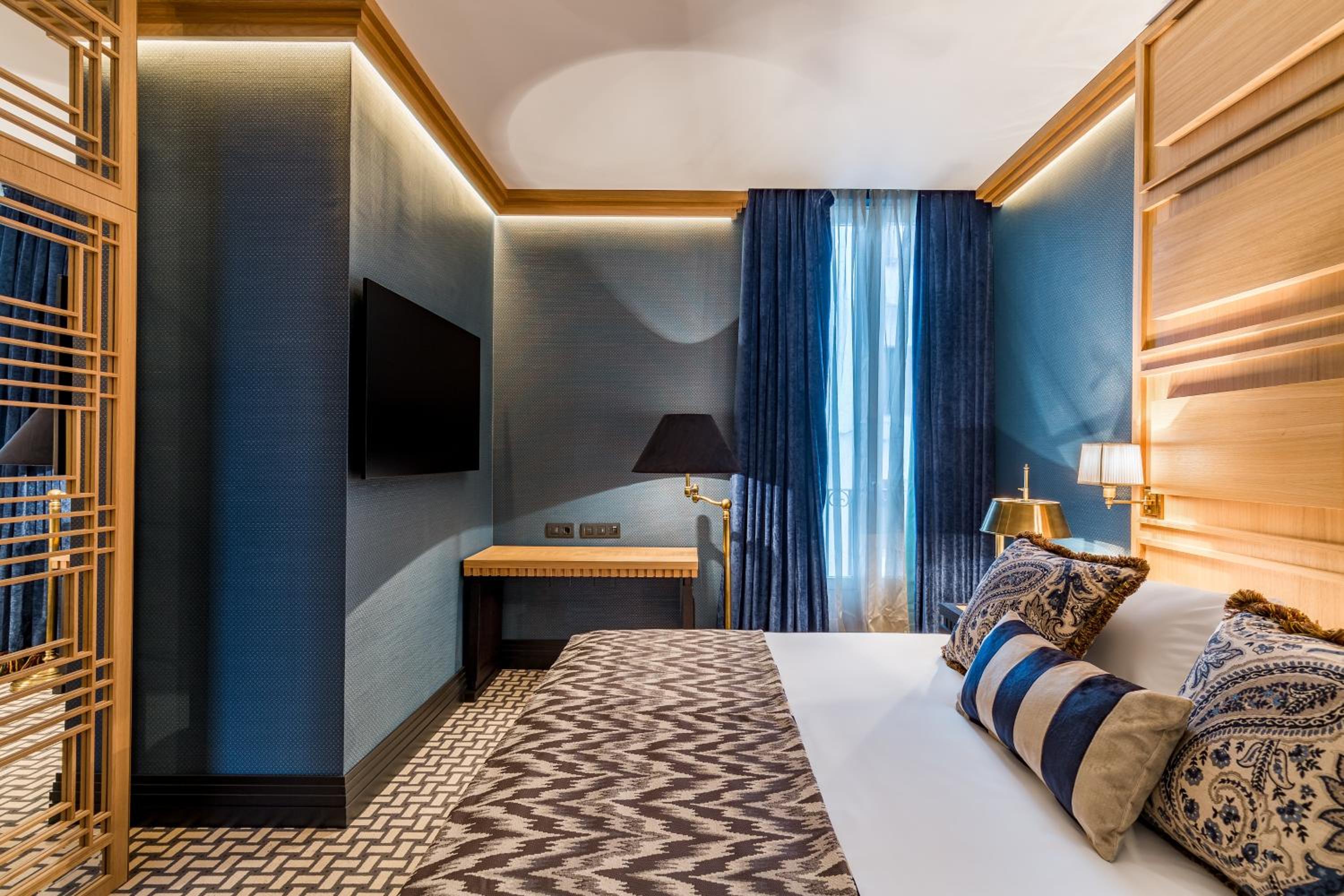Double Room - Photo 9