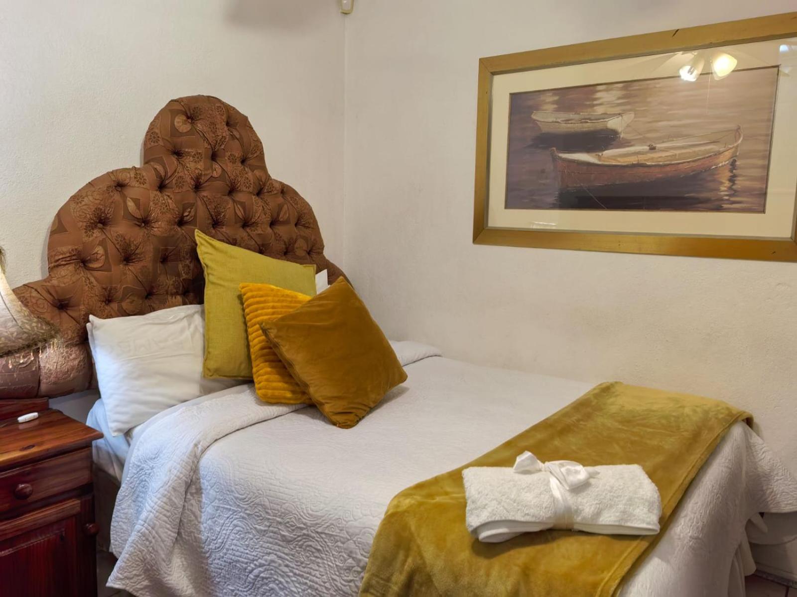 Budget Double Room photo 1