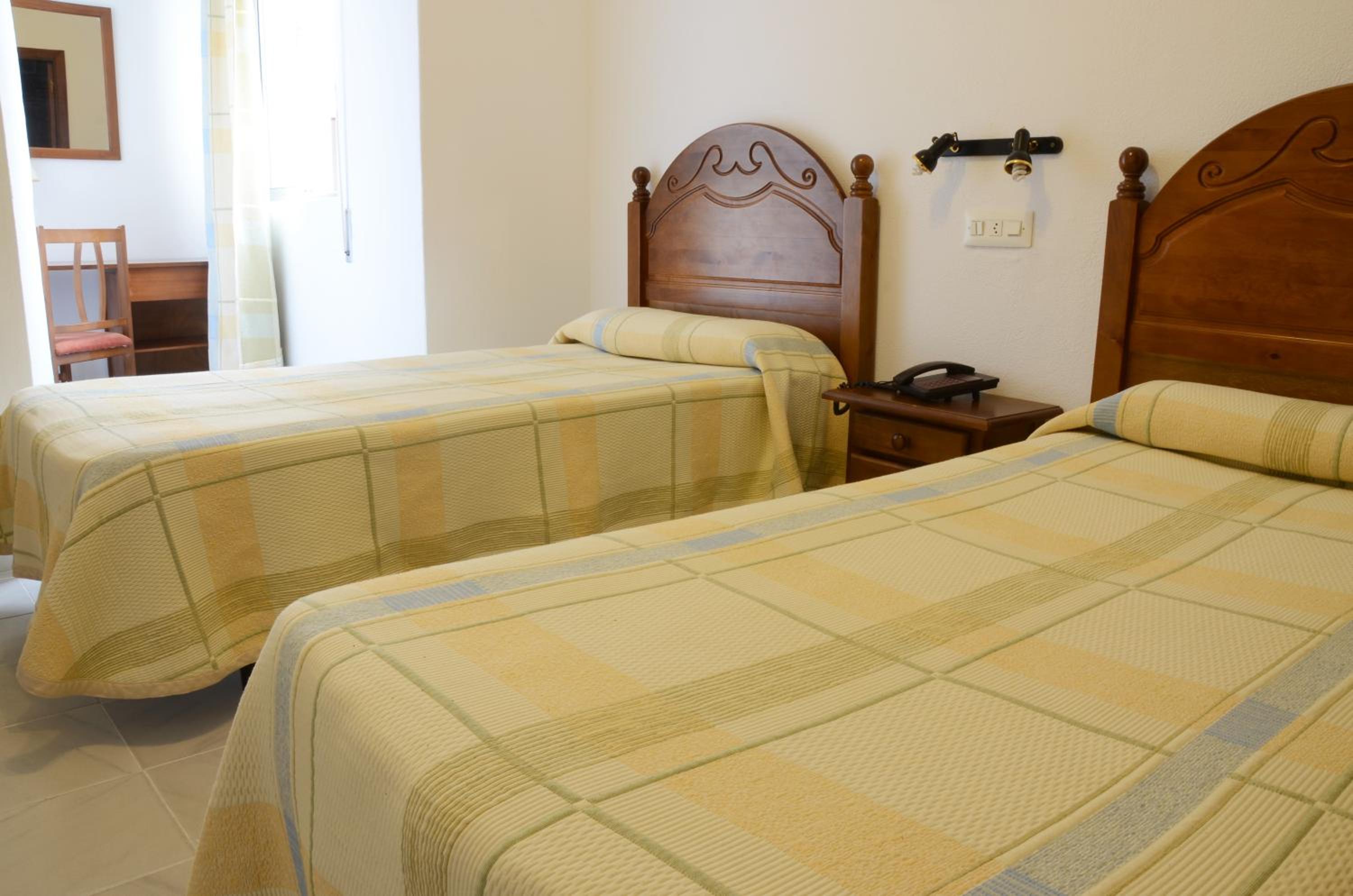 Standard Double or Twin Room with Free Parking photo 2