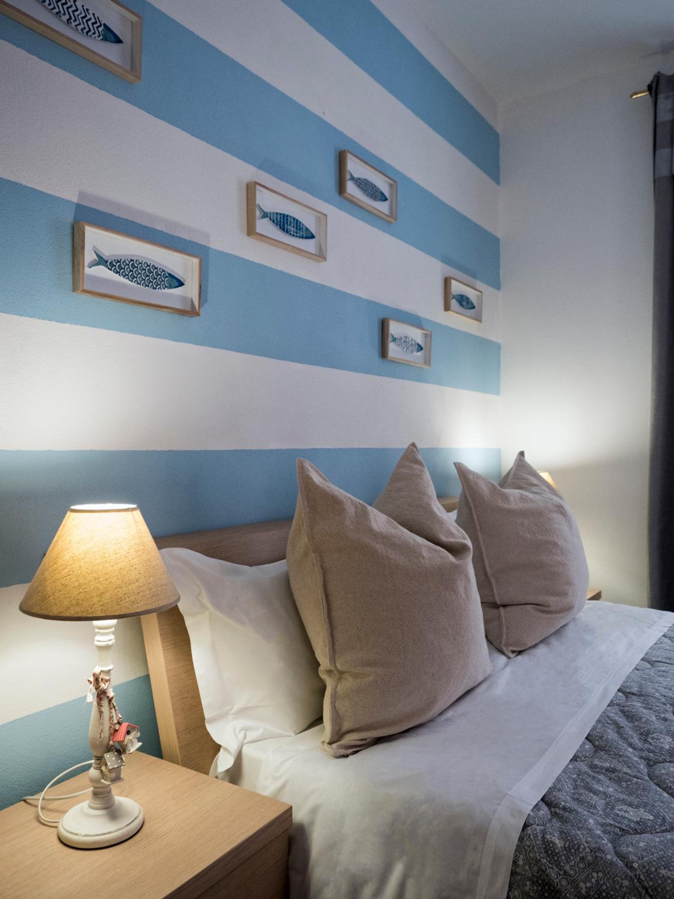 Double Room with Private Bathroom - Photo 27