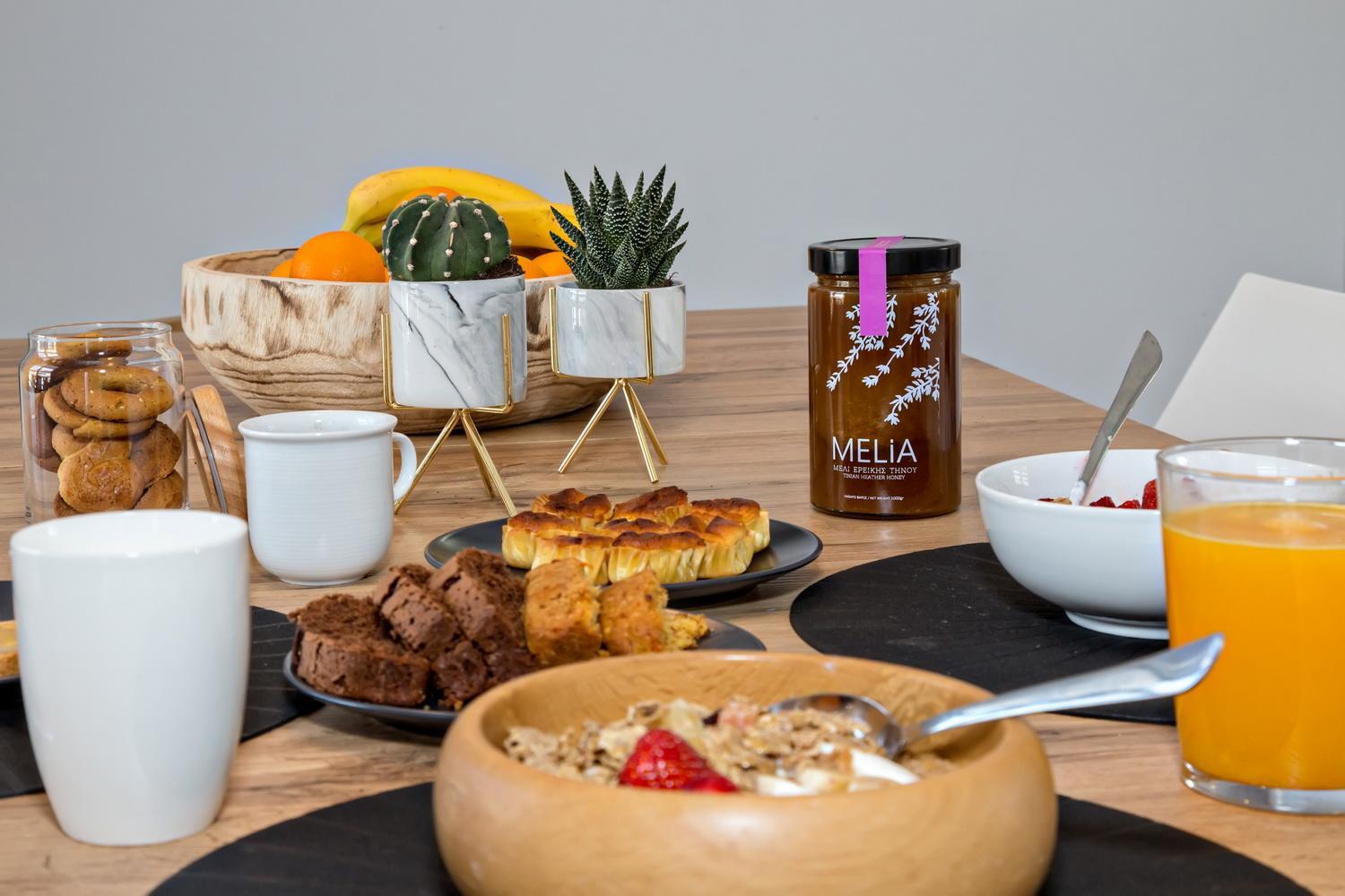 Three-Bedroom Villa photo 3