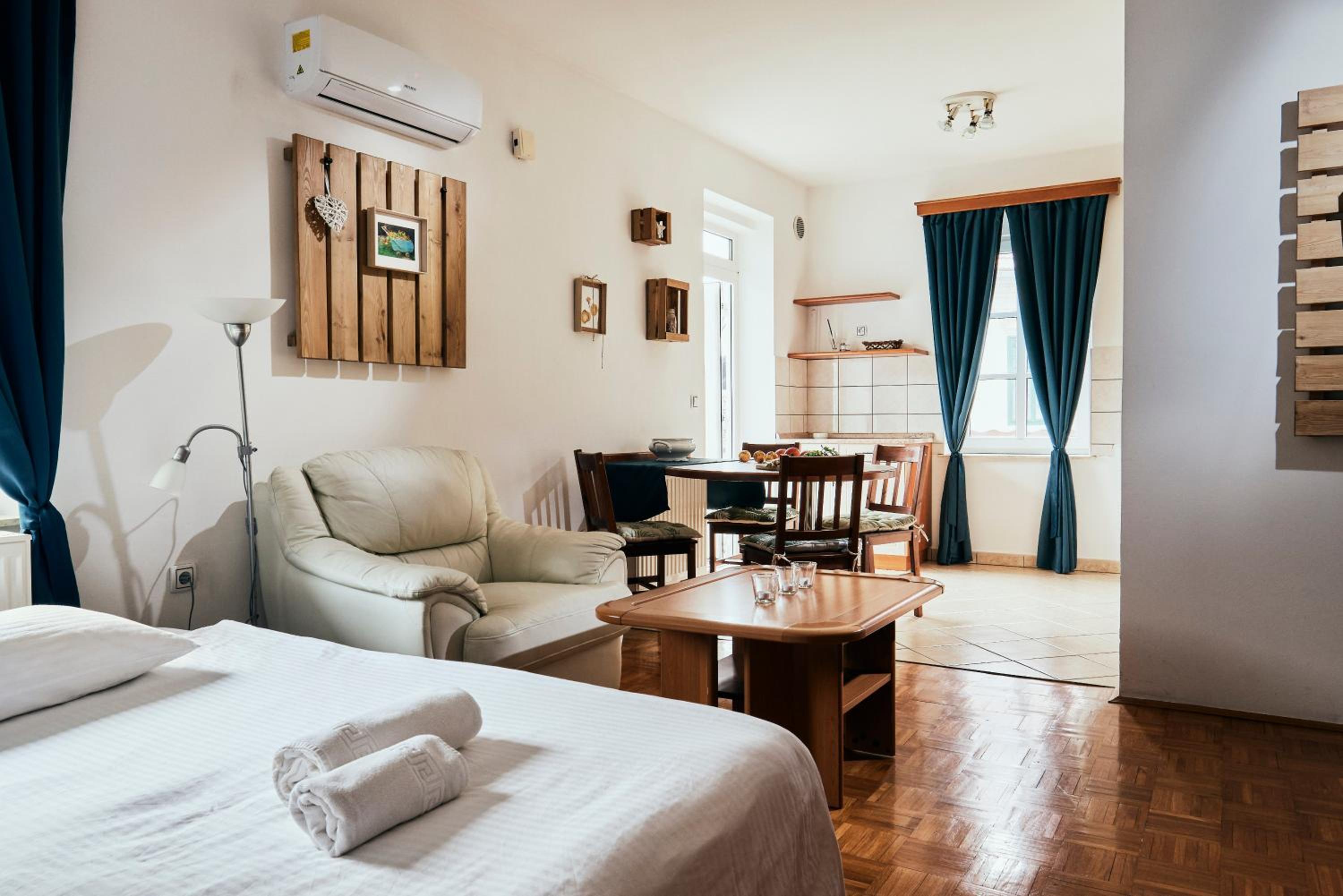 Apartment with Terrace
