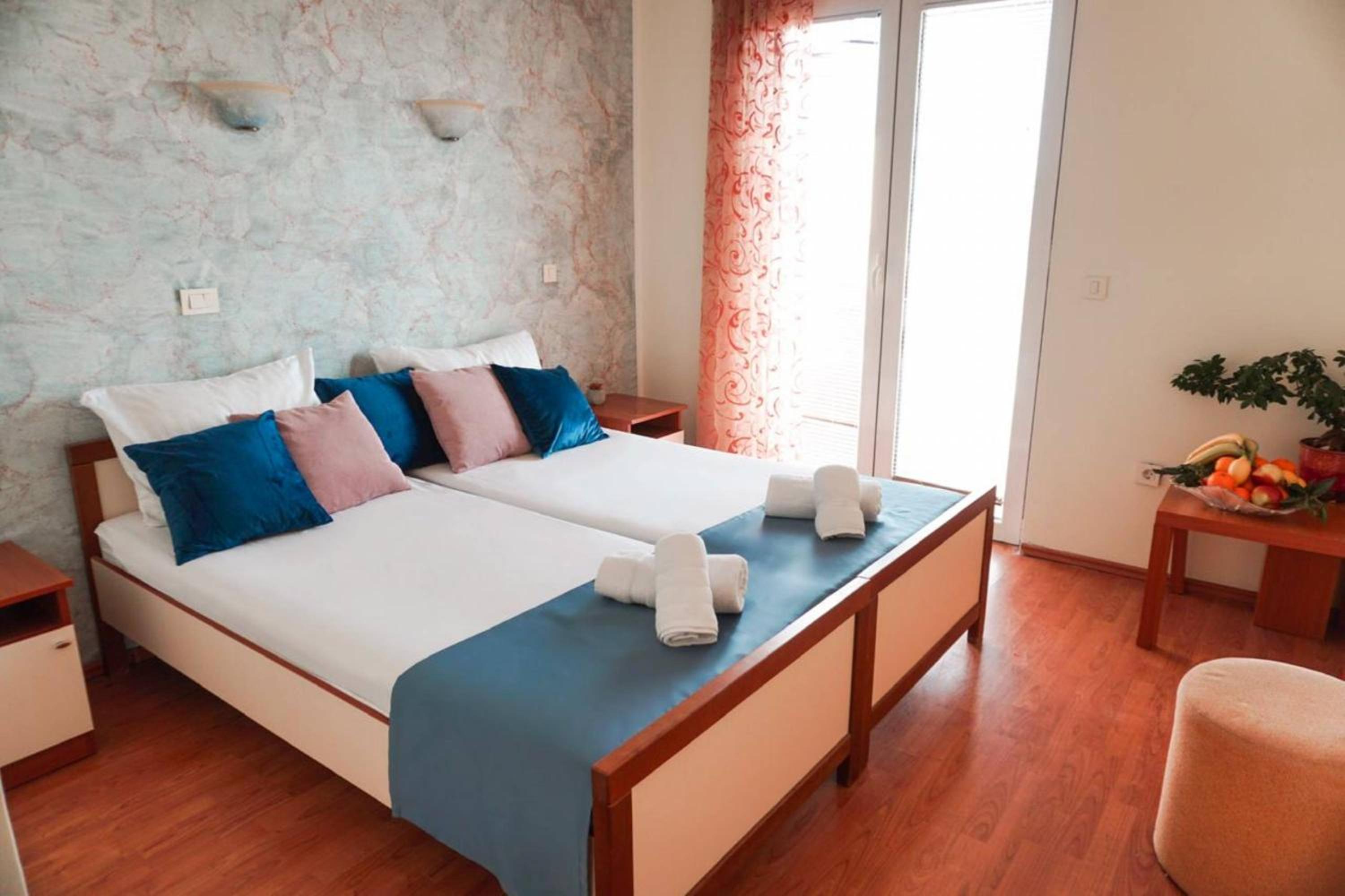 Twin Room with Sea View photo 1