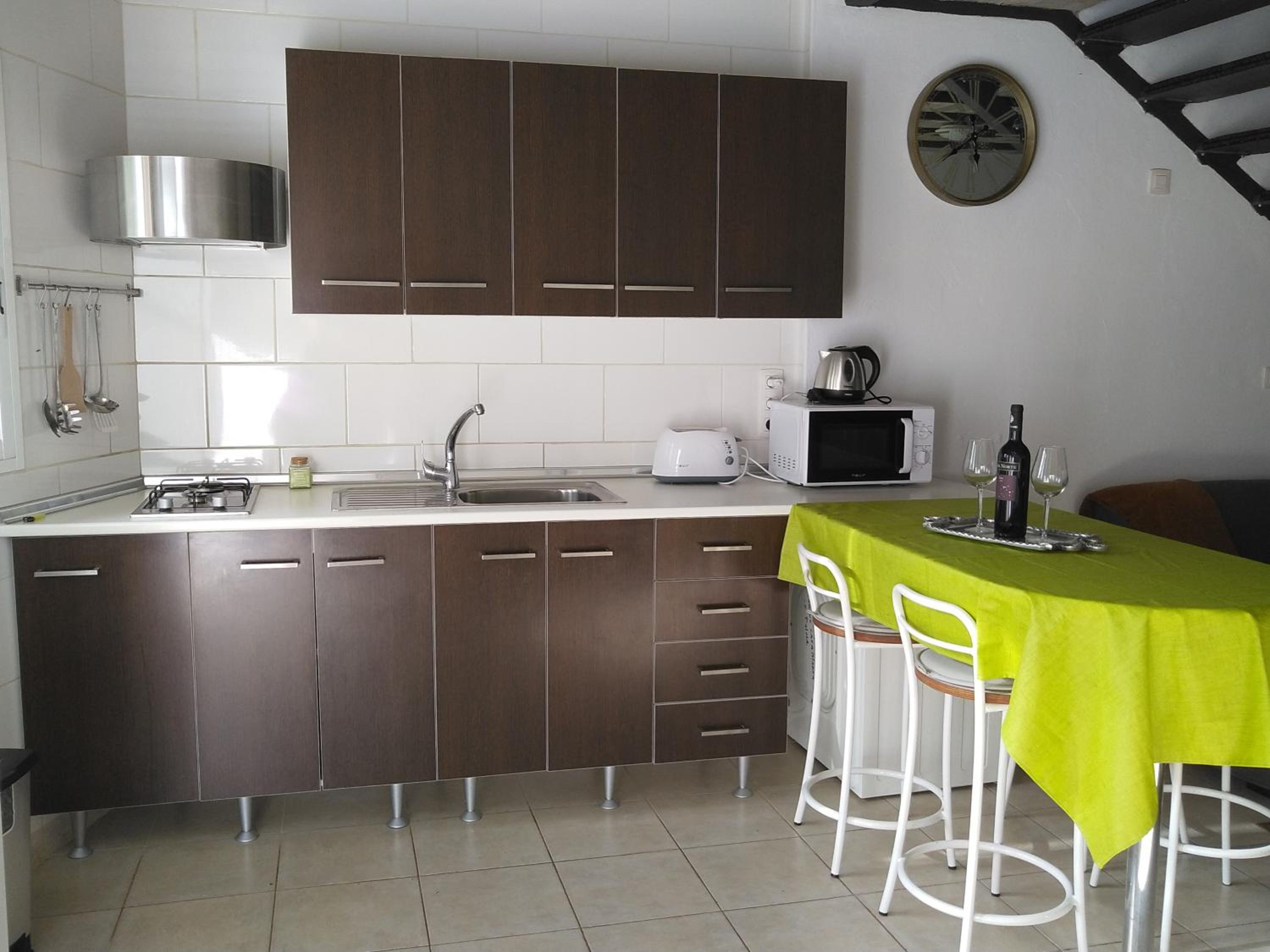 Two-Bedroom Apartment - Photo 9