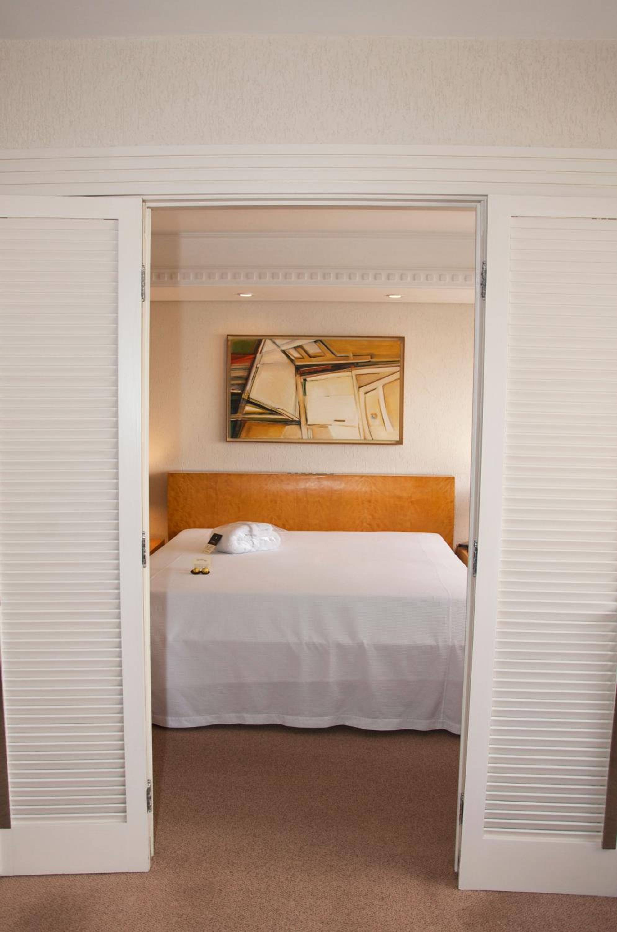 Suite Master - Photo 1