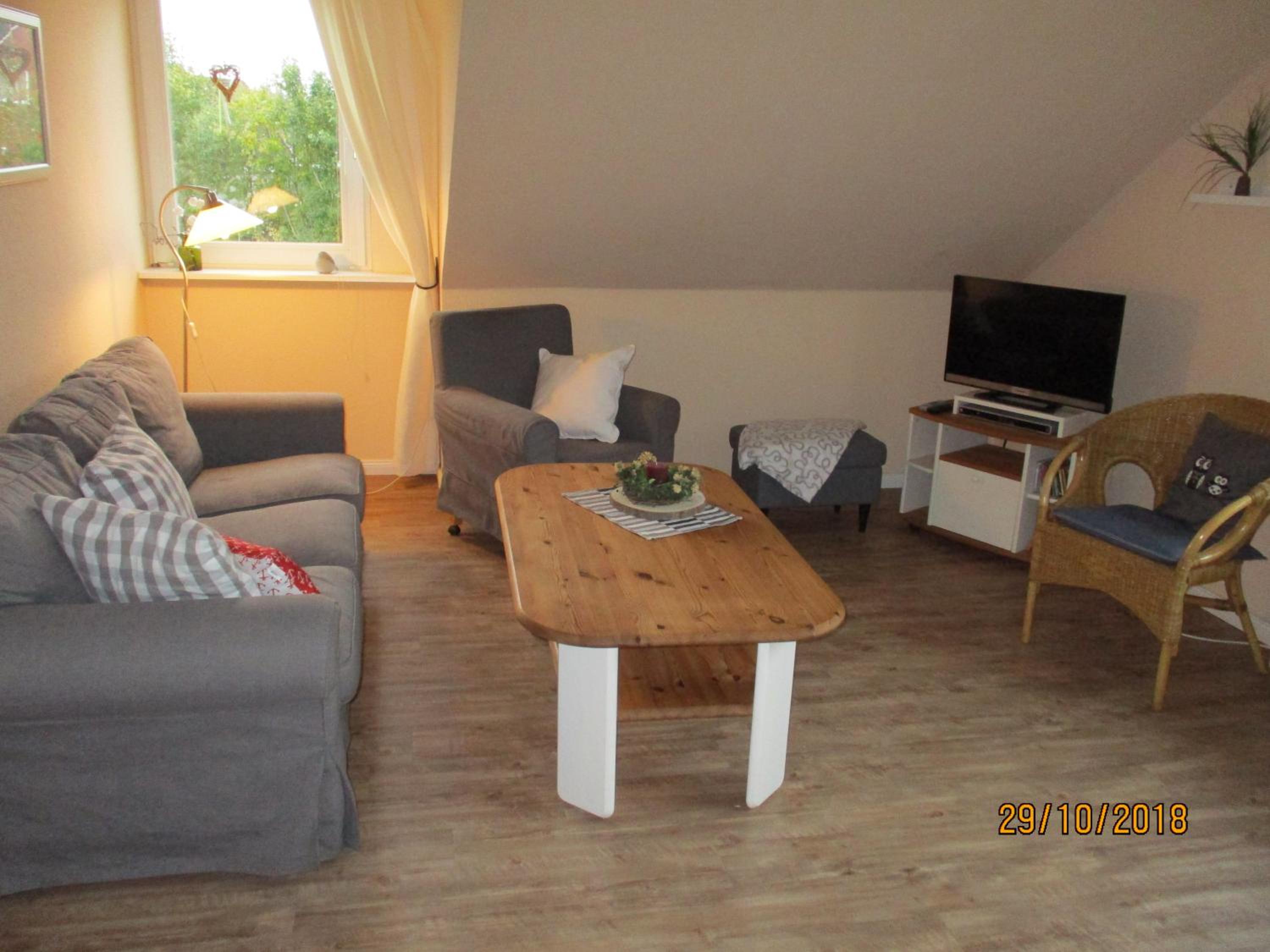 Apartment with Balcony photo 1