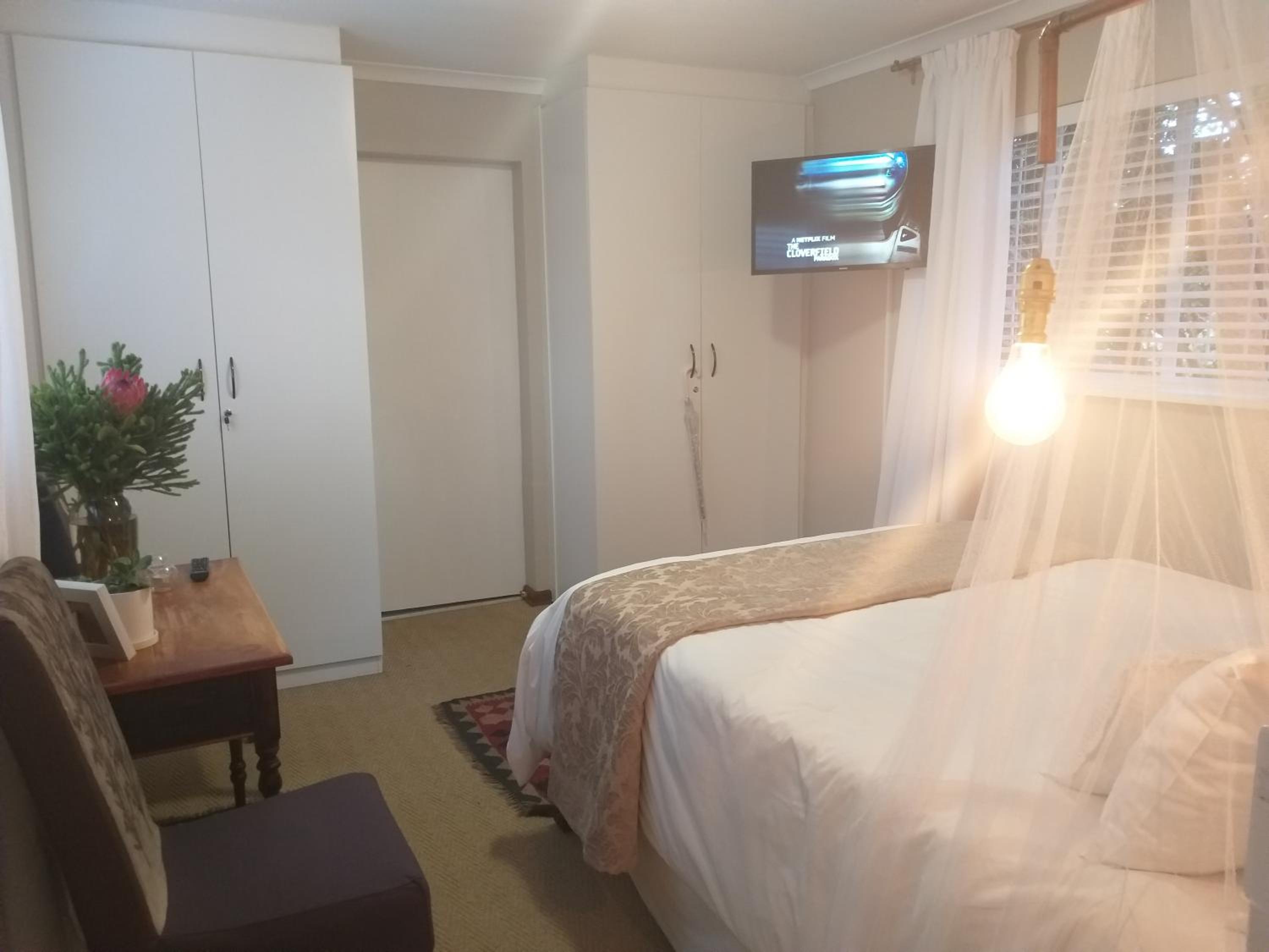 Double Room - Photo 4