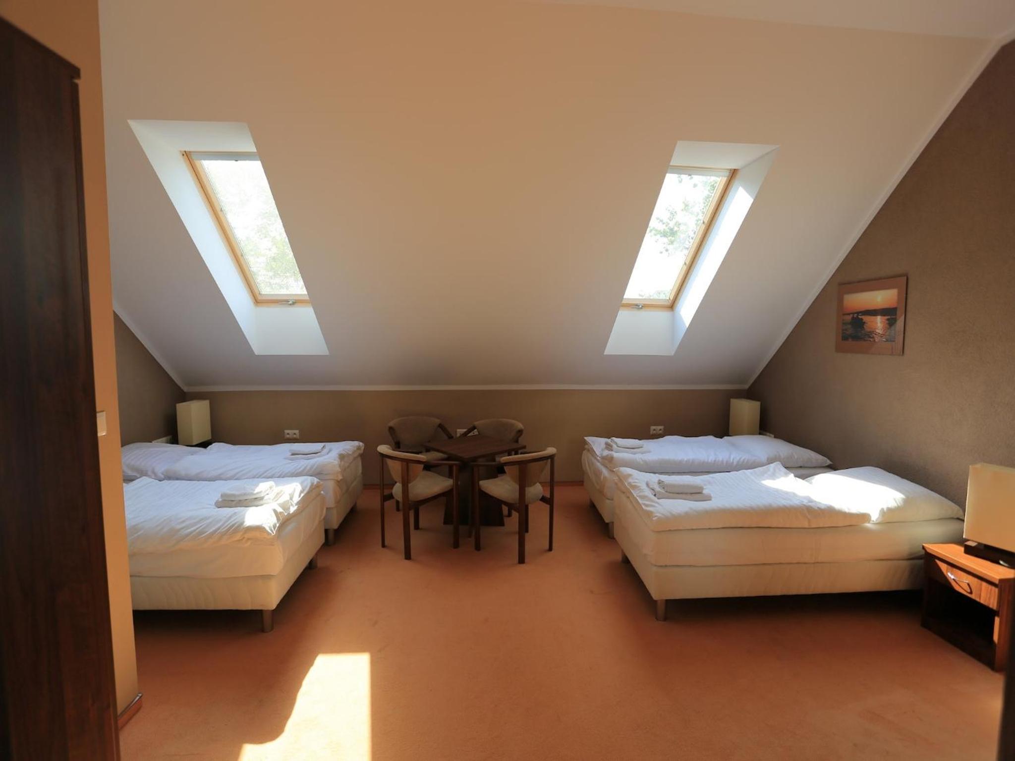 Quadruple Room - Photo 5