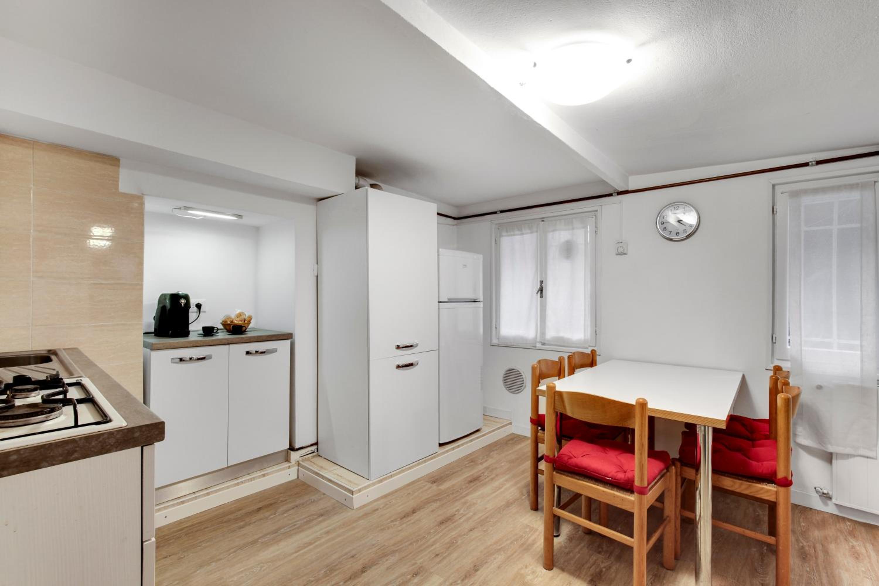 Maisonette photo 2