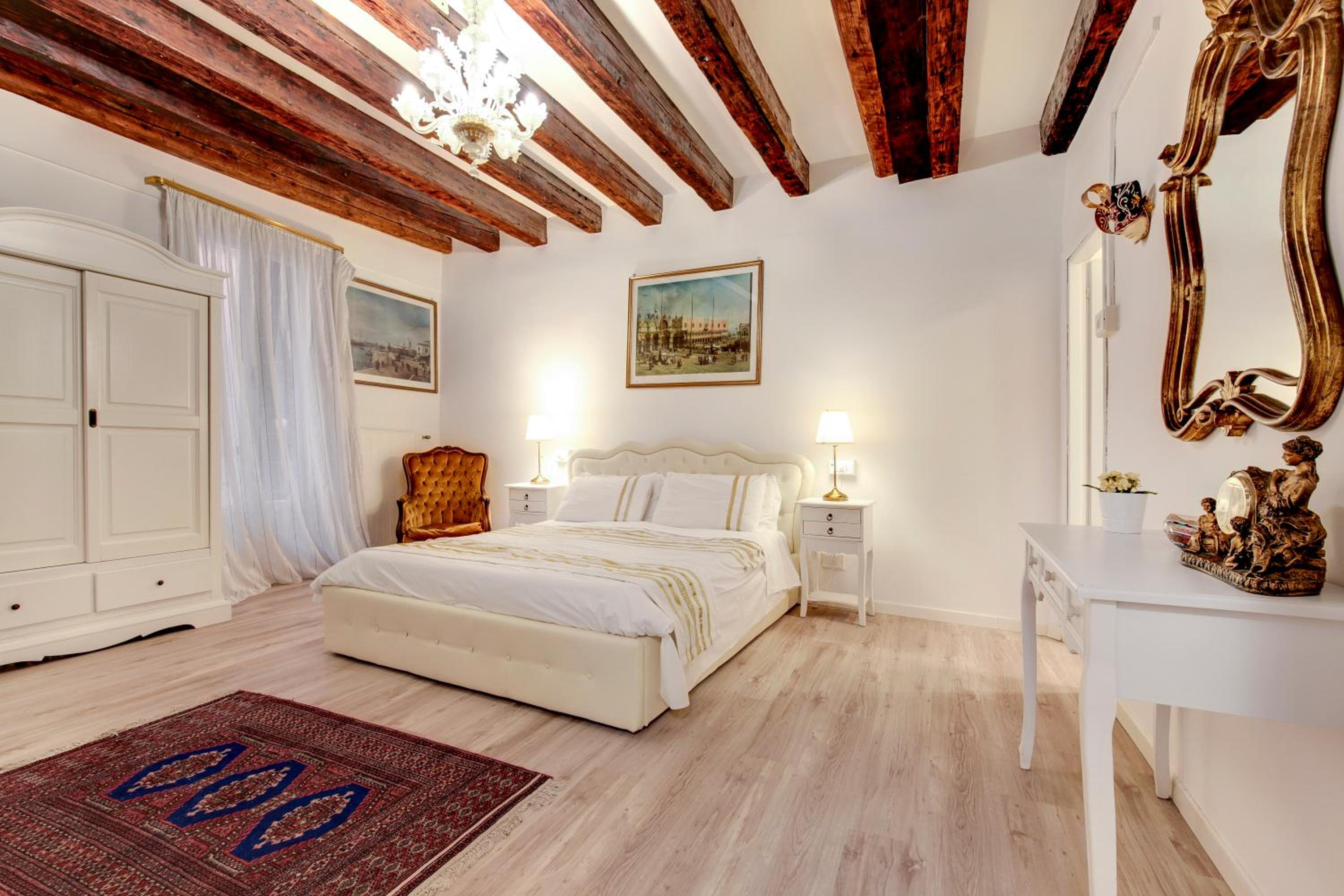 Maisonette photo 1