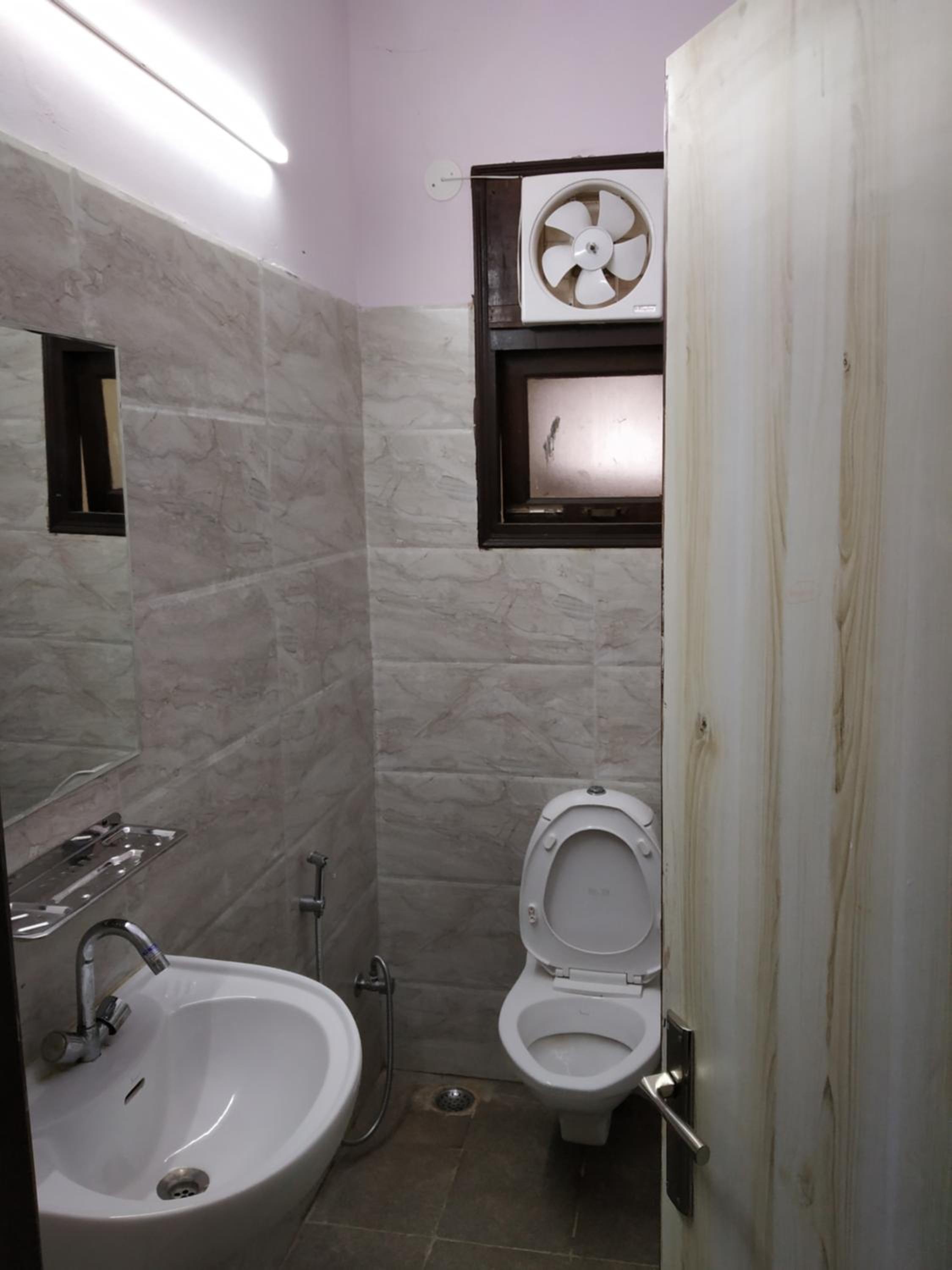 Two-Bedroom Apartment - Photo 10