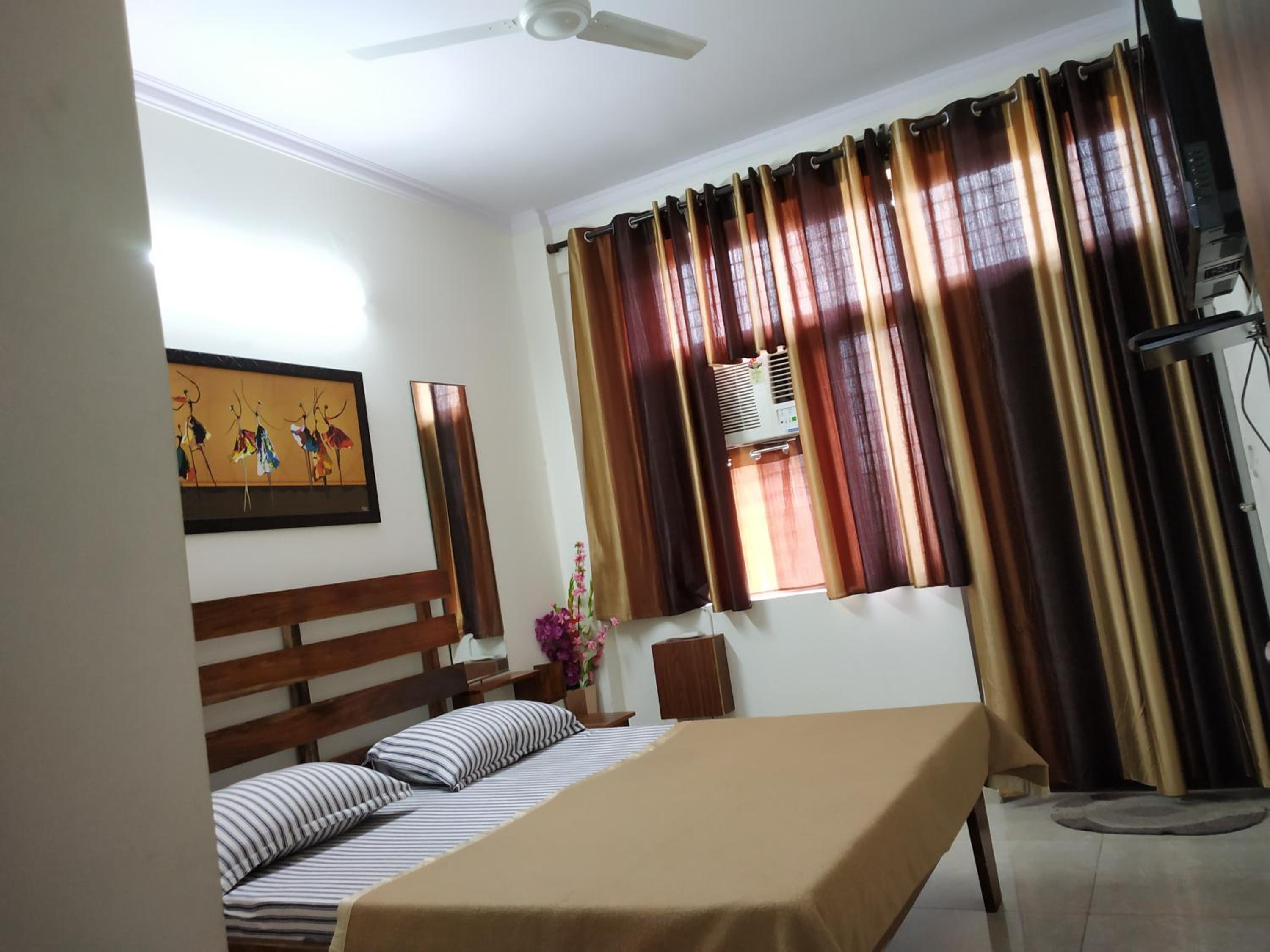 Two-Bedroom Apartment - Photo 12