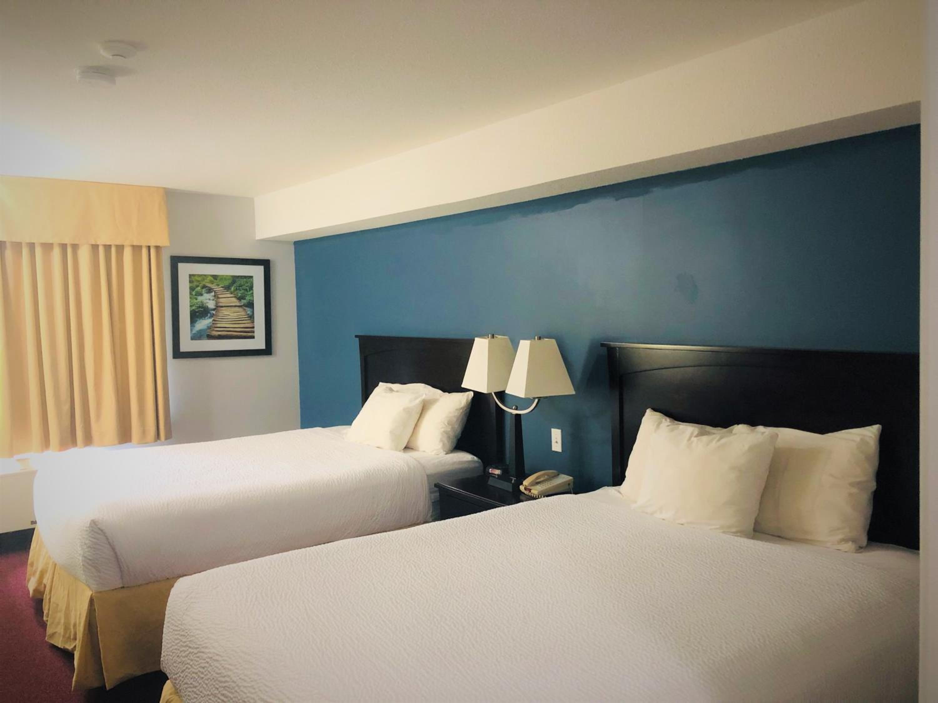 Two-Bedroom Suite with Two Queen Beds - Non-Smoking photo 1