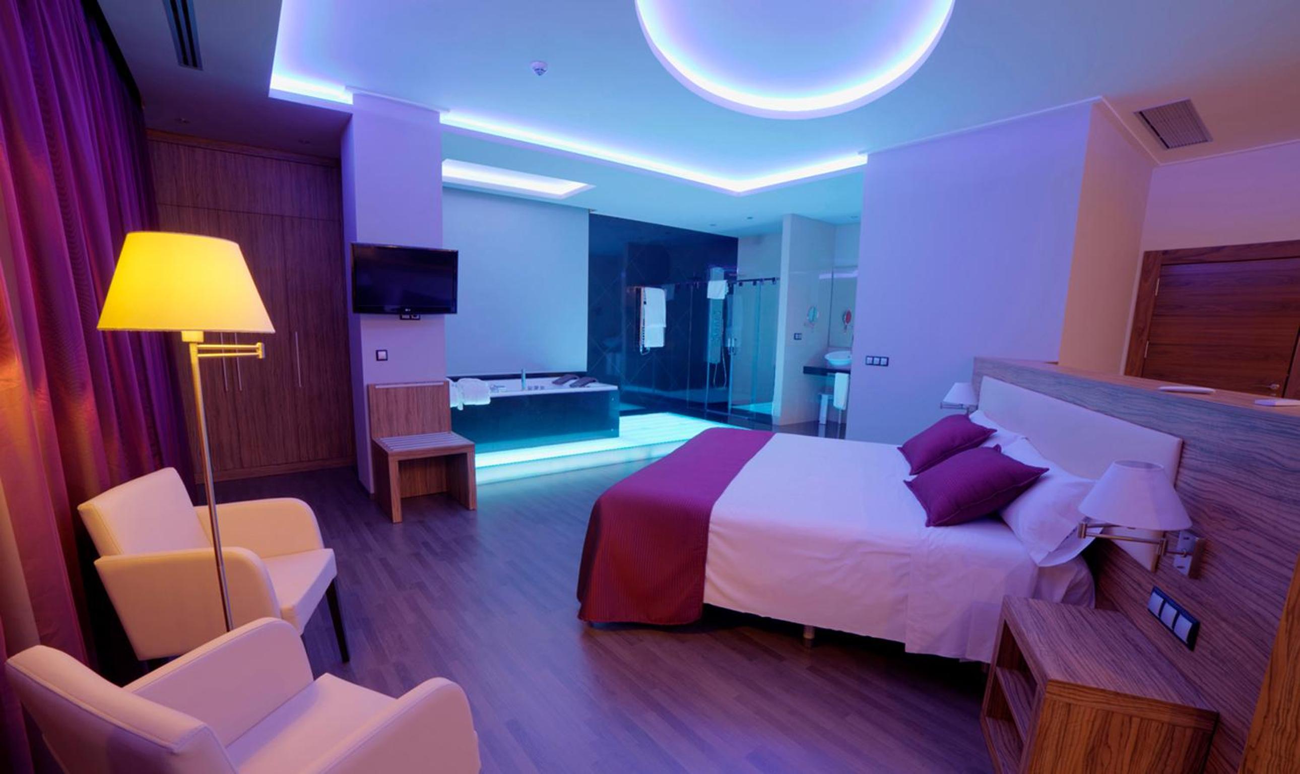 Superior Suite - Photo 1
