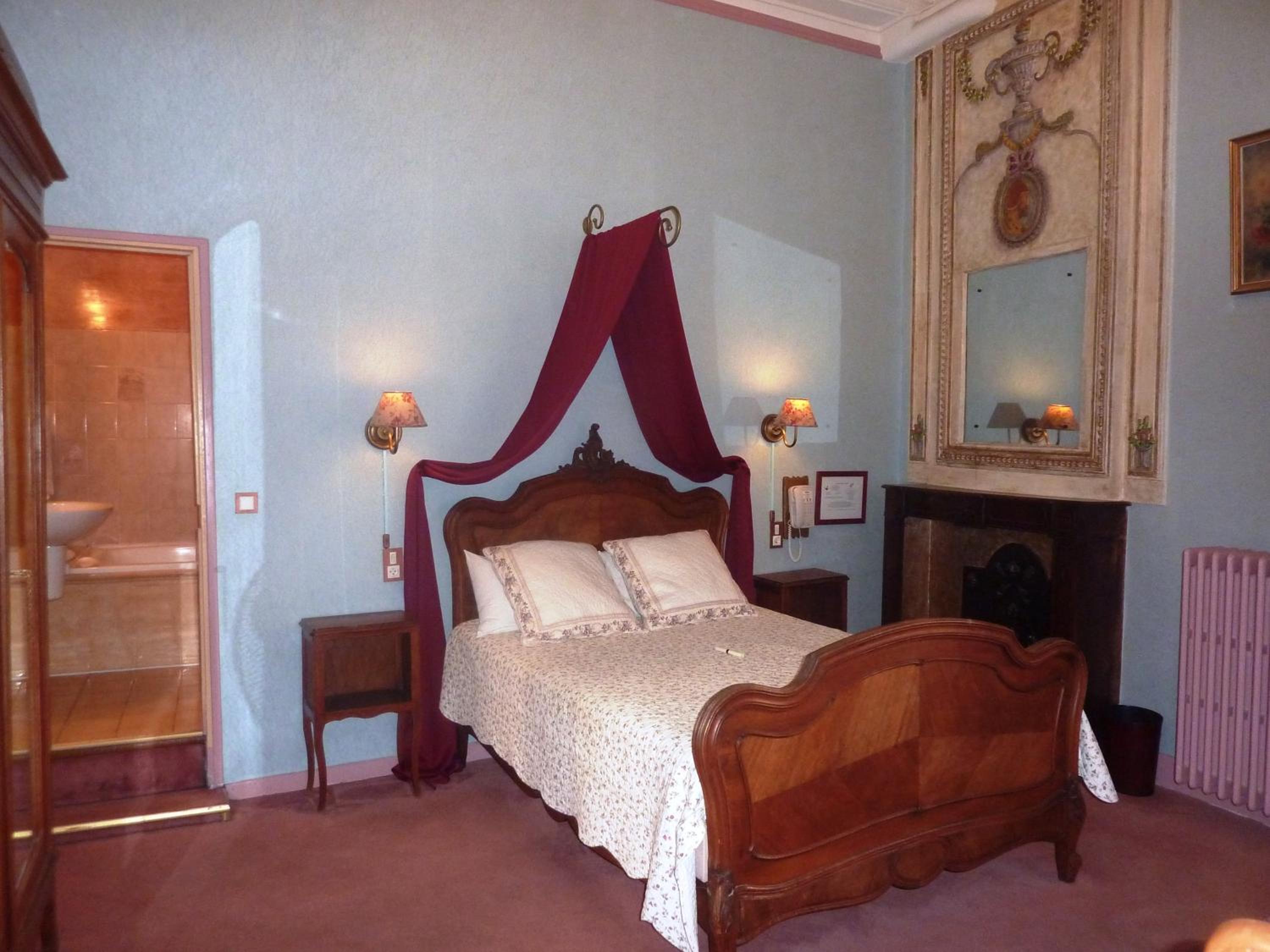 Double Room with Balcony photo 3