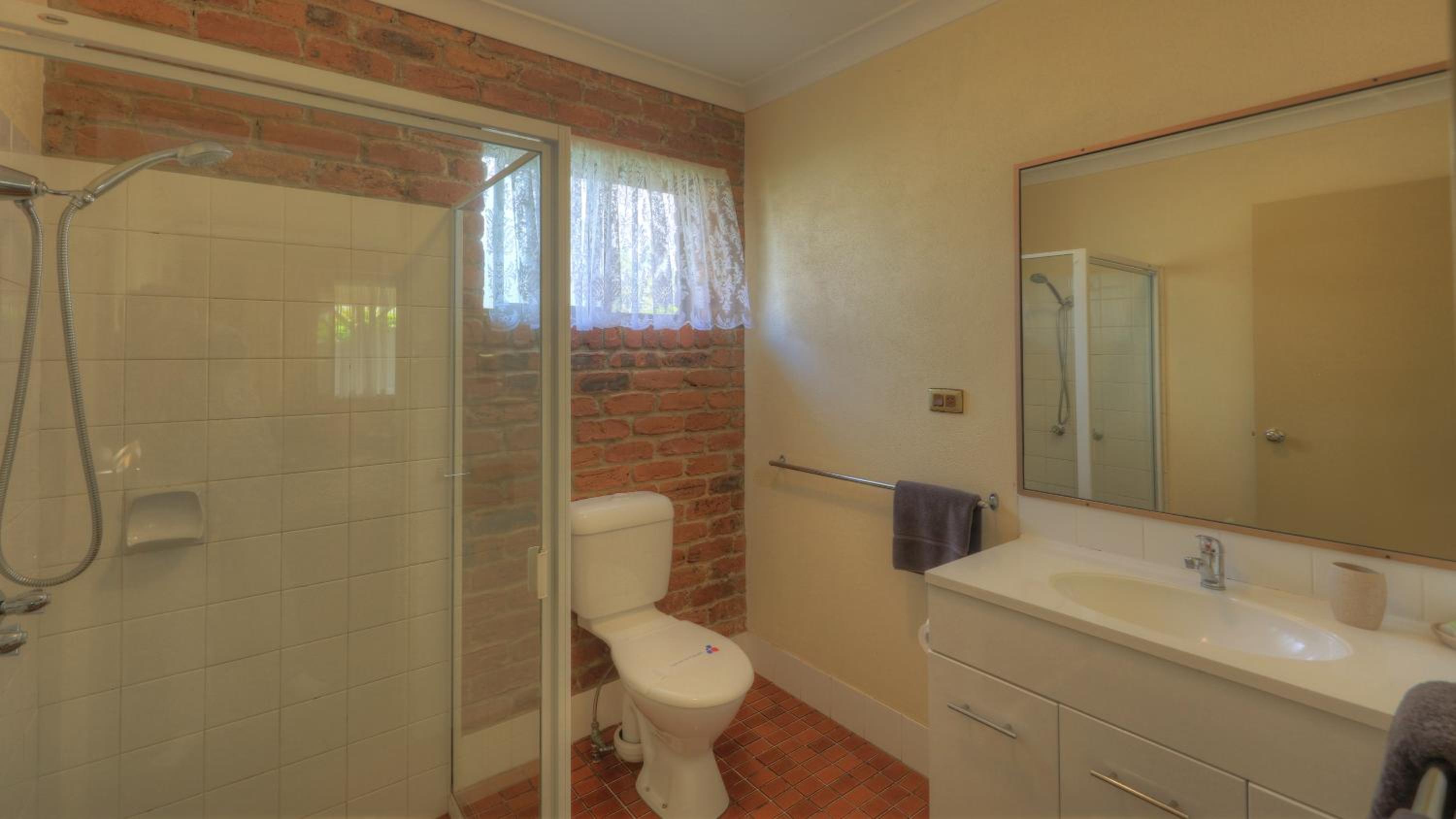 Standard Queen Room photo 2