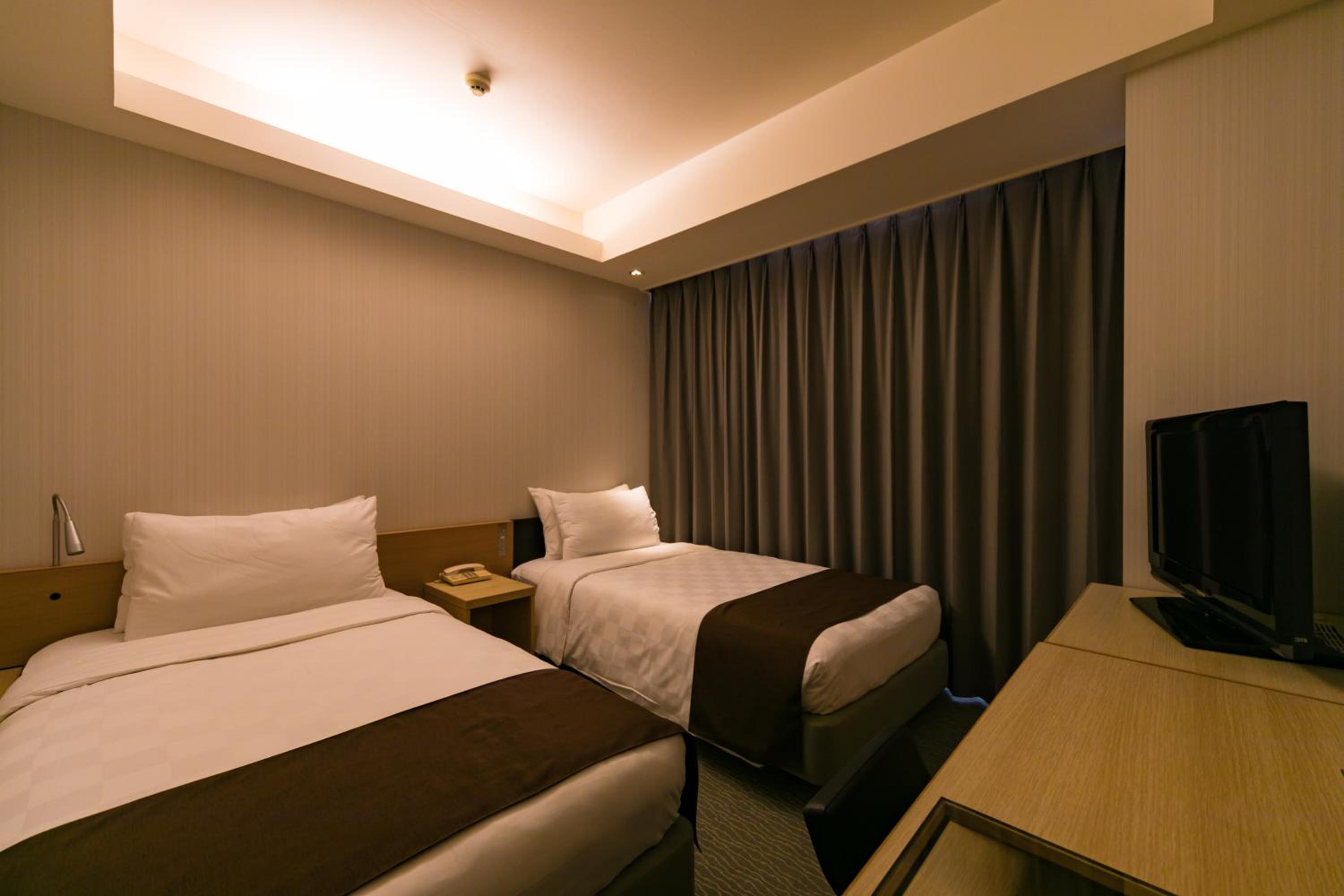 Standard Twin Room - Non-Smoking - Photo 3