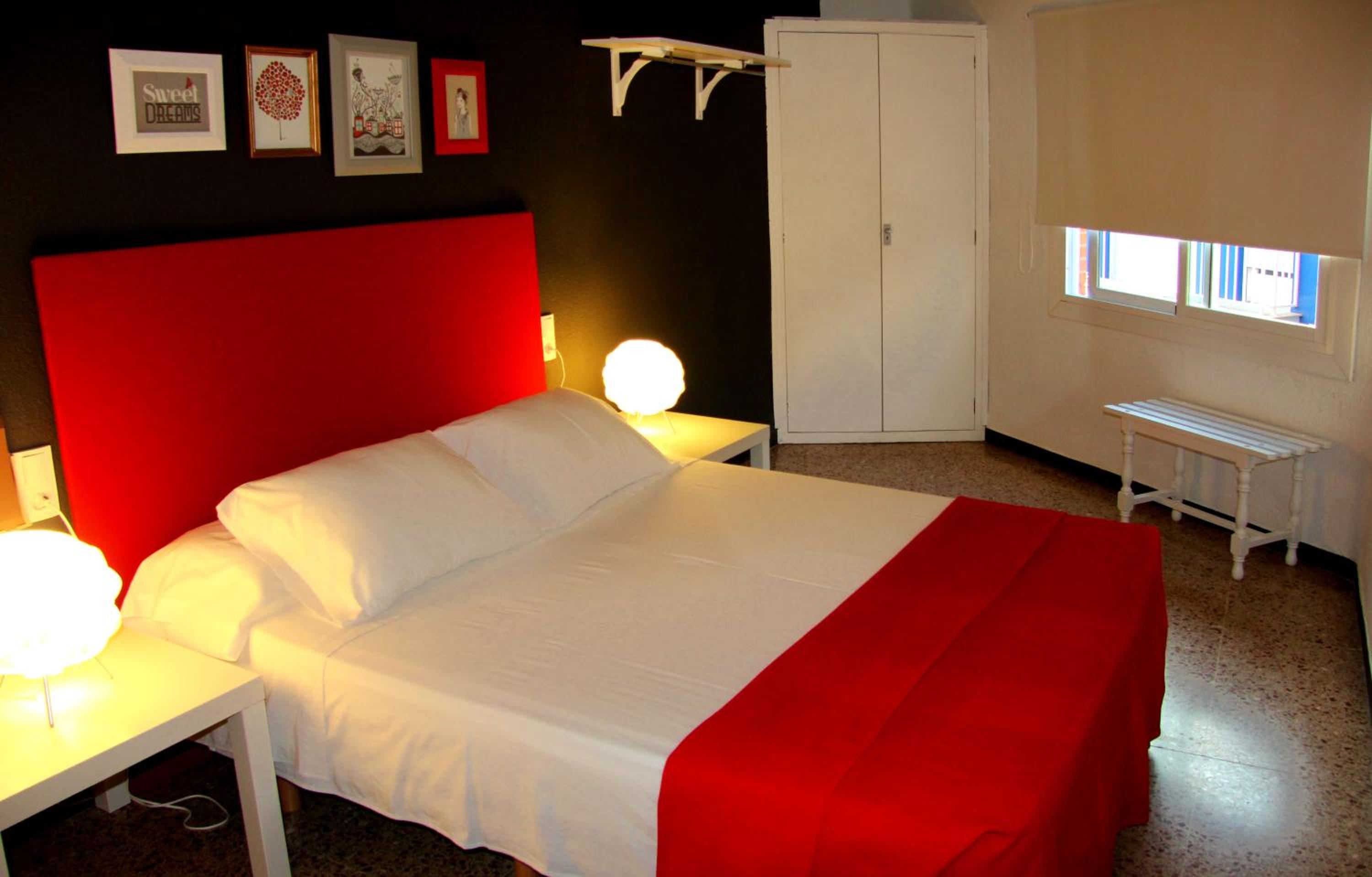 Double or Twin Room - Photo 12