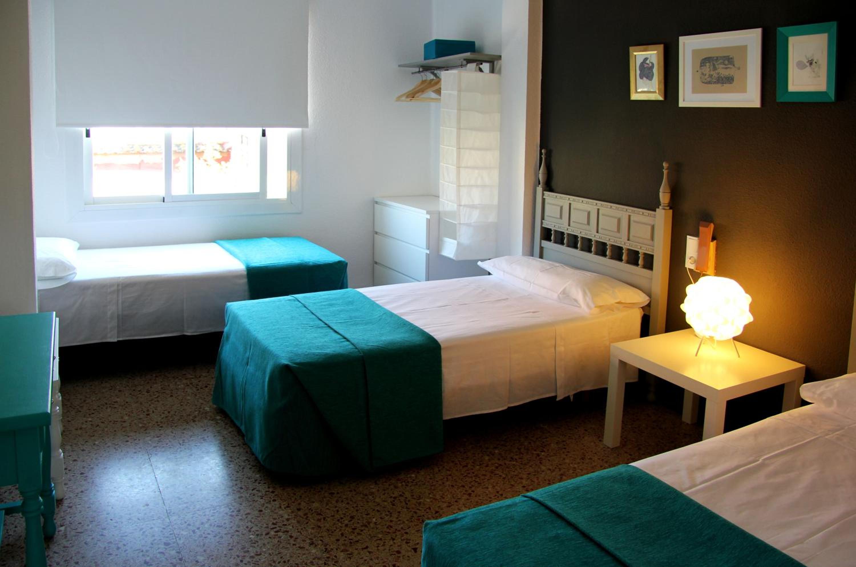 Double or Twin Room - Photo 7
