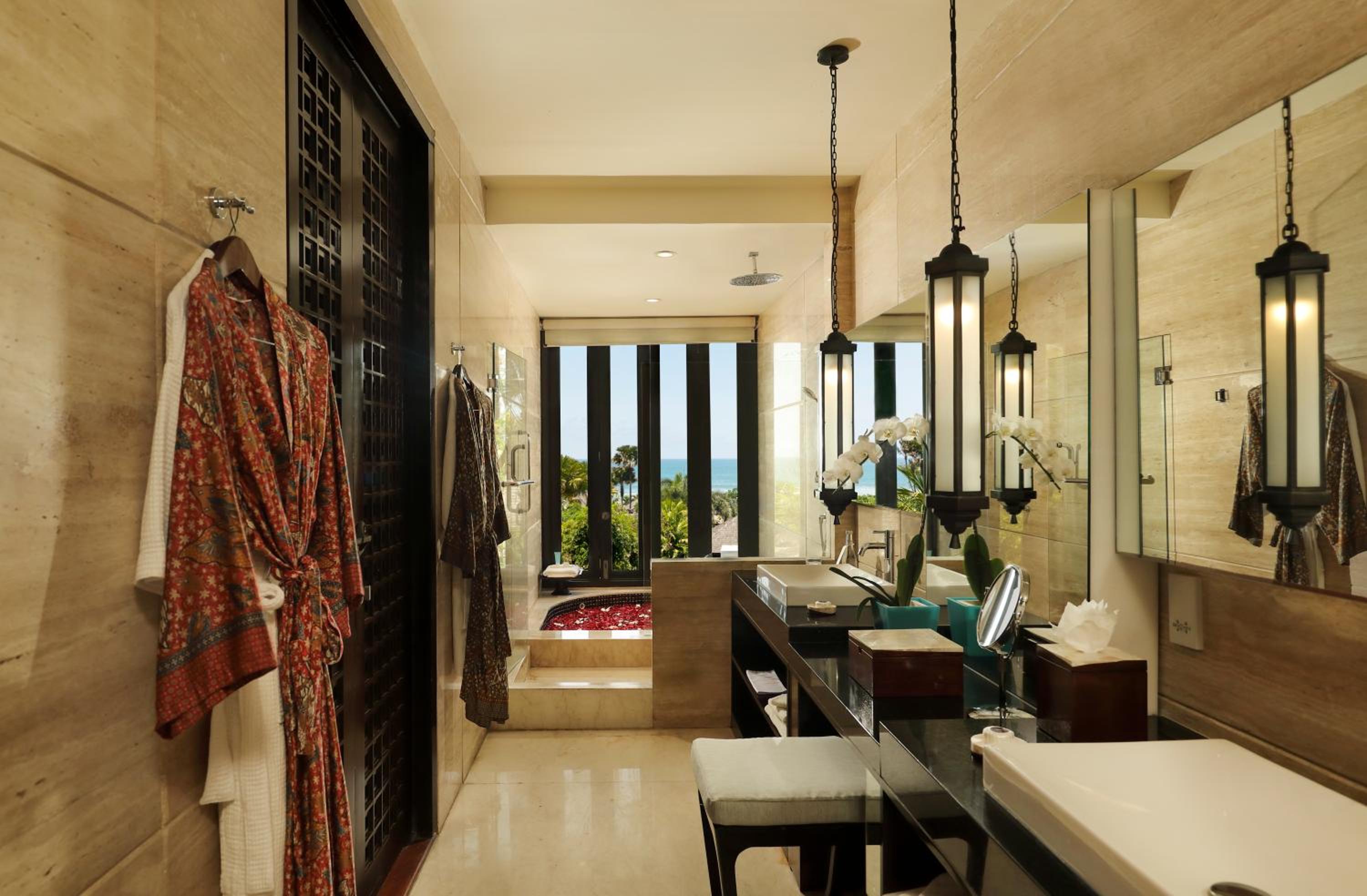 Garden Suite with Jacuzzi