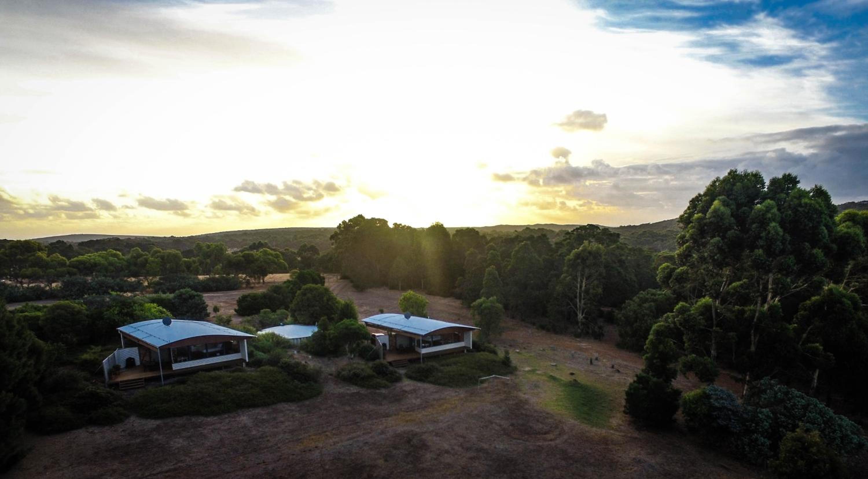Studio with Panoramic View photo 2