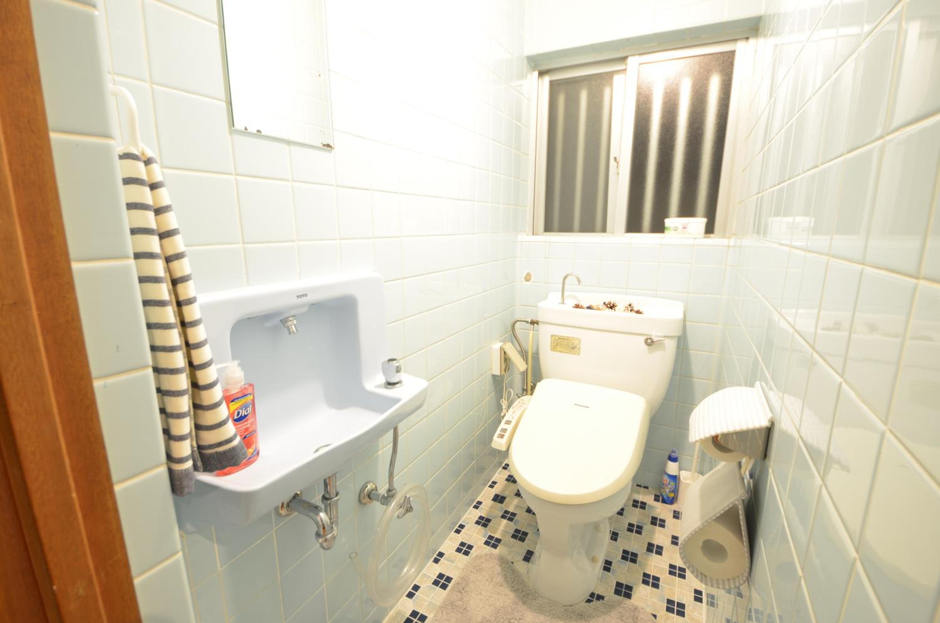 Three-Bedroom Apartment - Photo 6