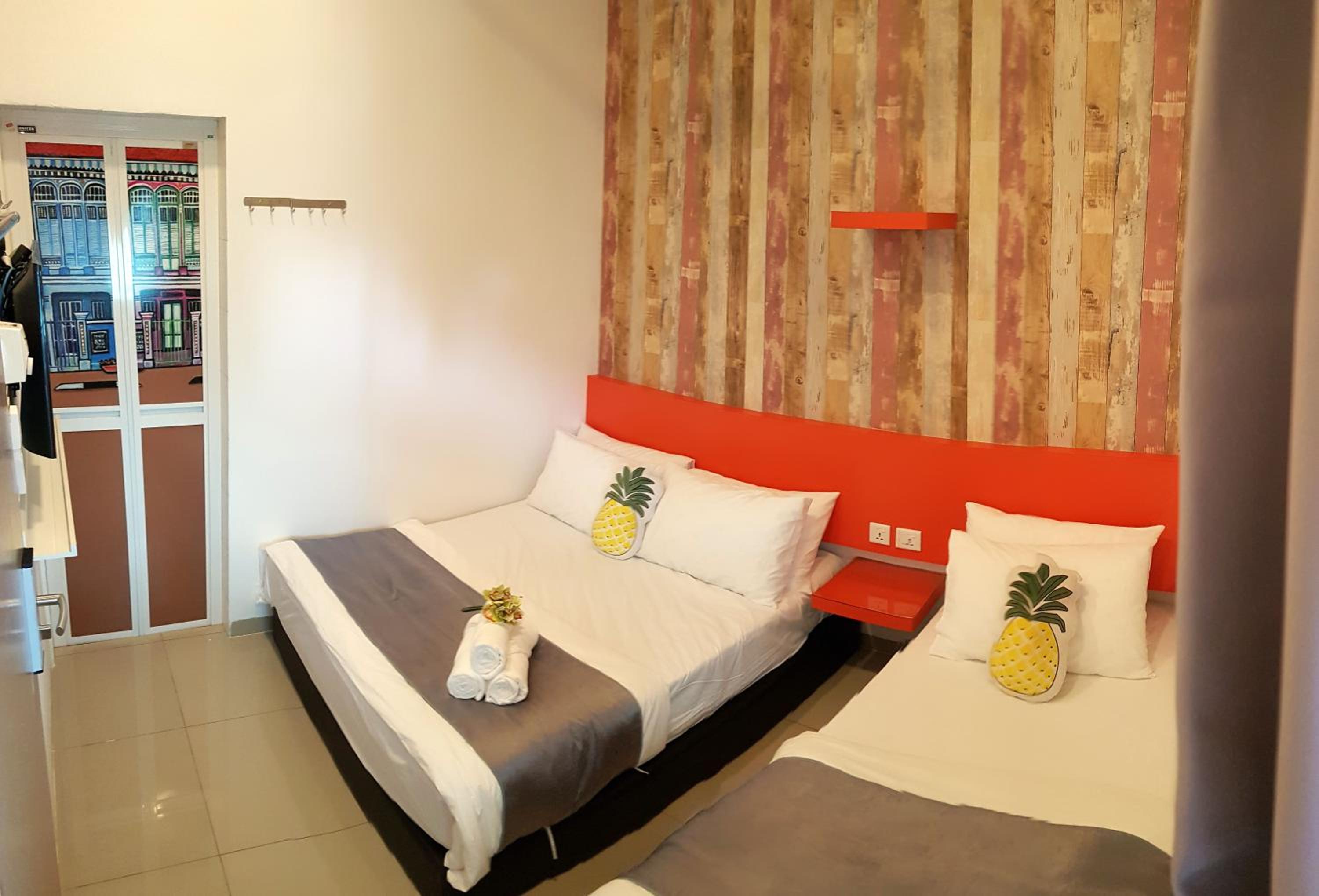 Deluxe Triple Room - Photo 1