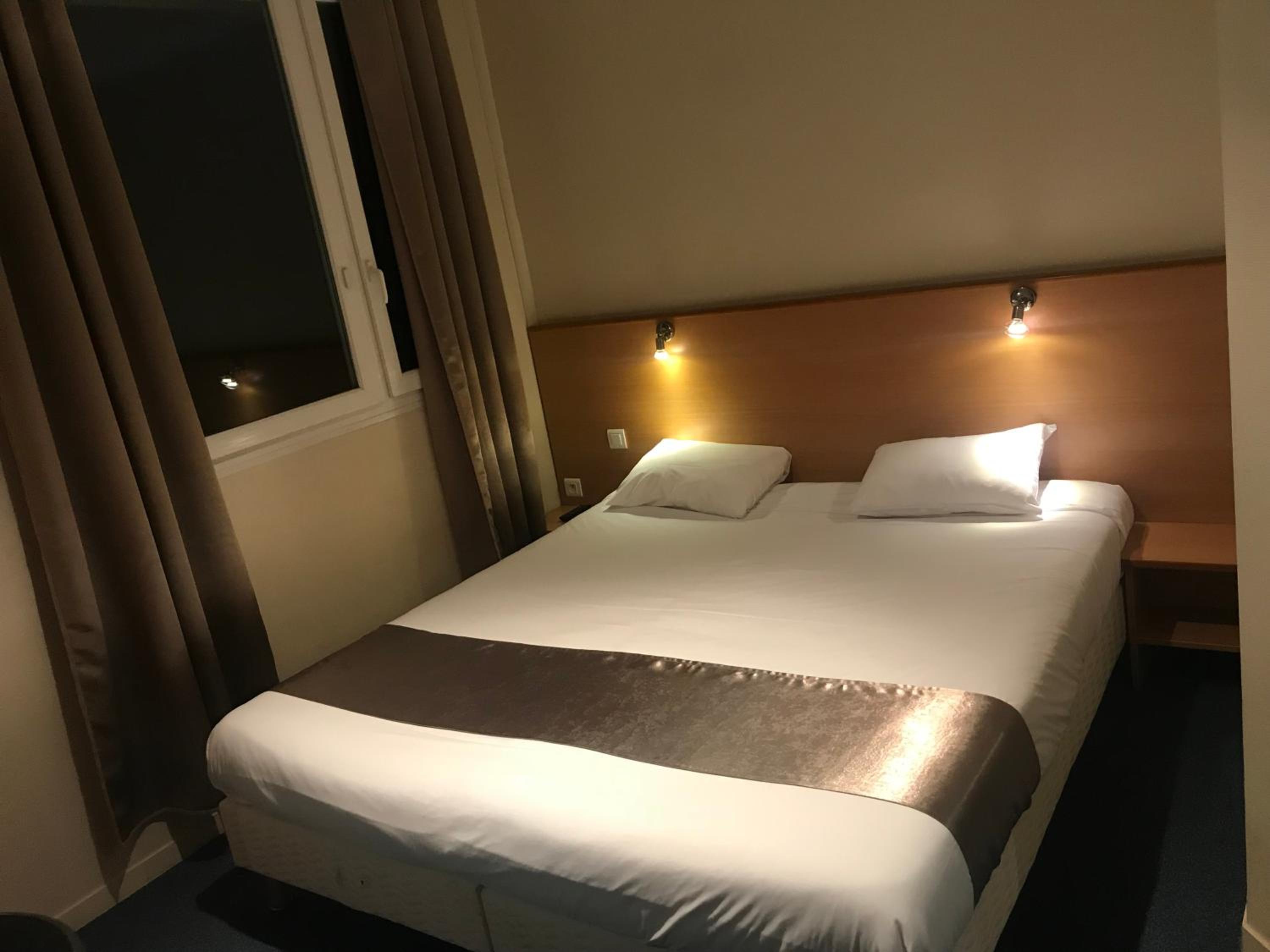 Double Room (1 Adult) photo 3