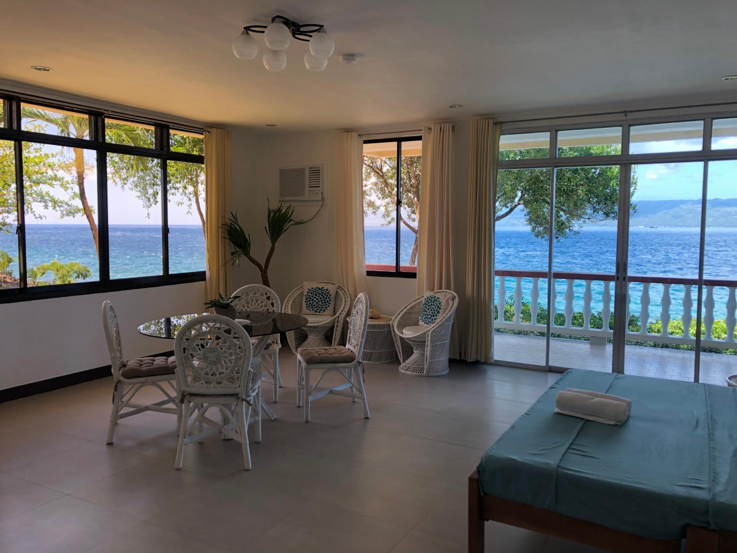 Suite with Sea View - Photo 3