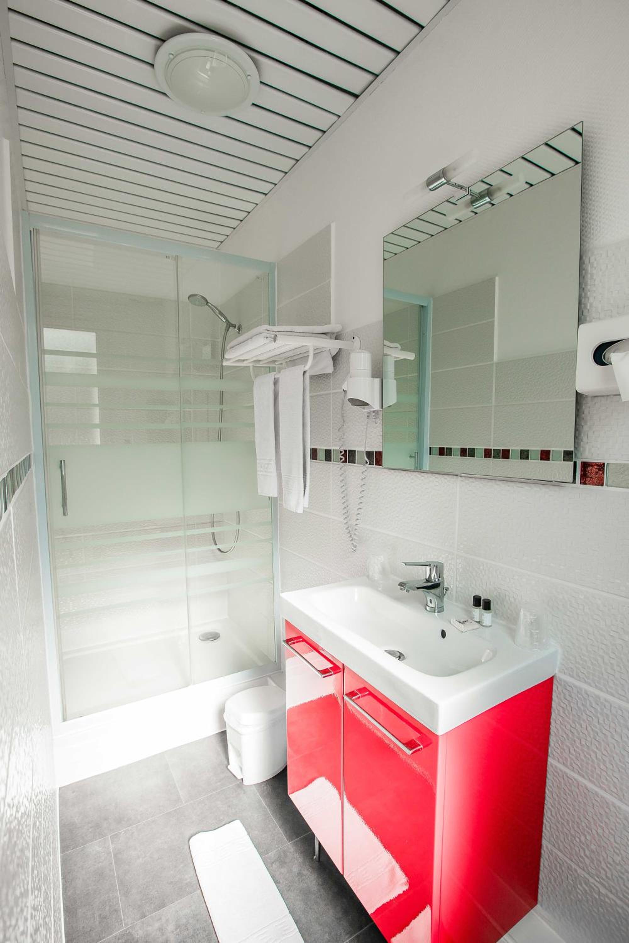 Small Economy Double Room with Courtyard view photo 3