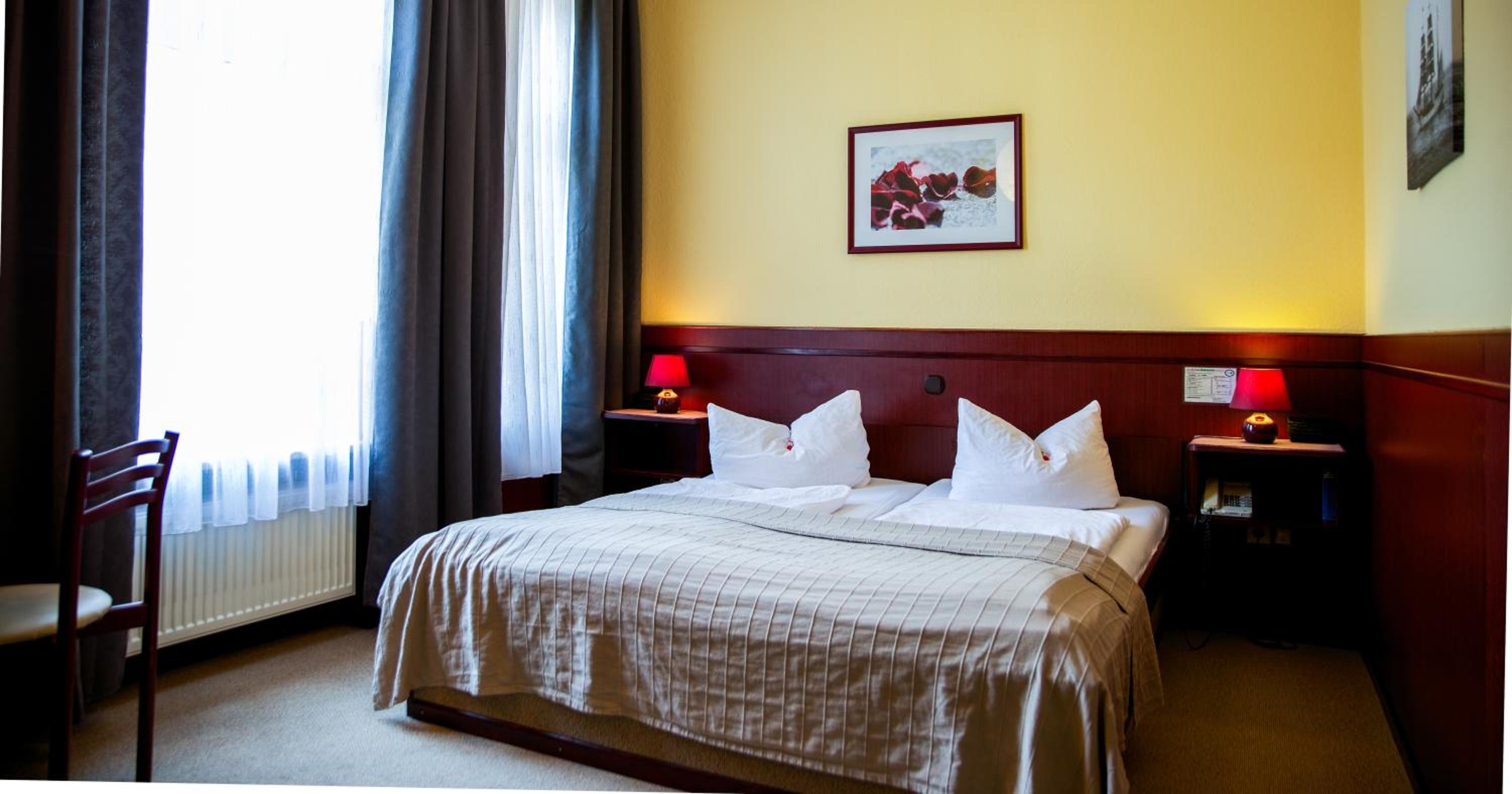 Double Room - Photo 2