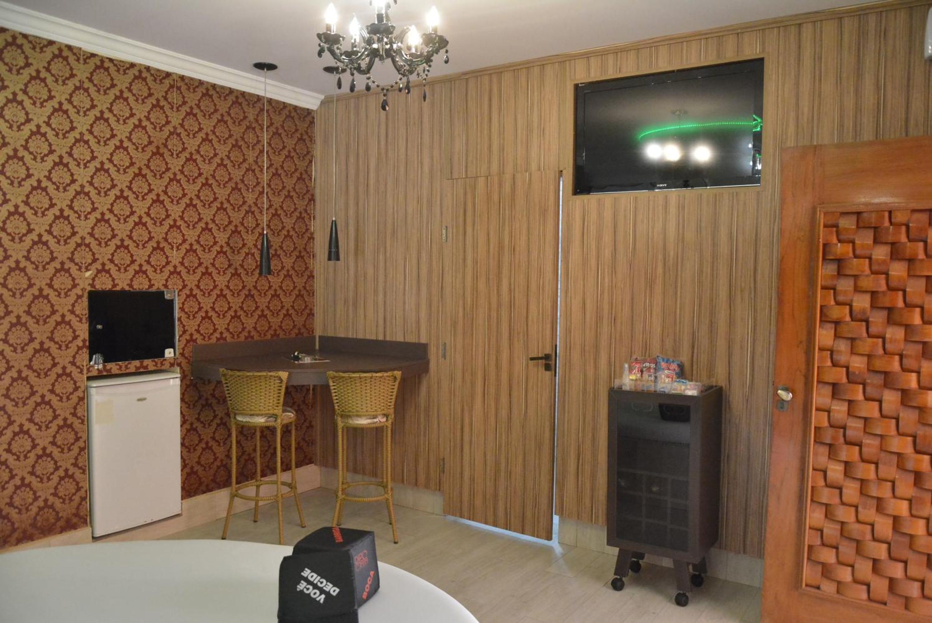 Double Room - Photo 12