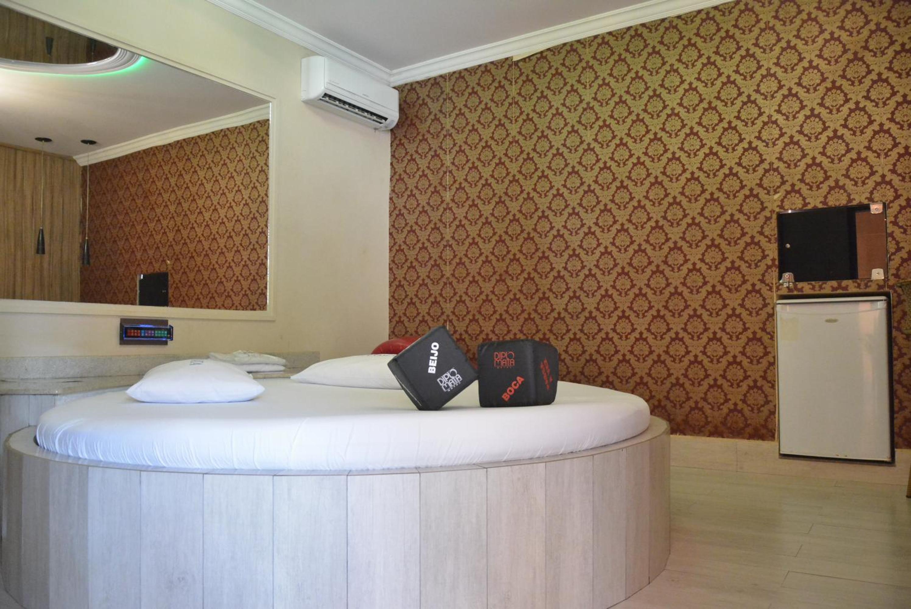 Double Room - Photo 15