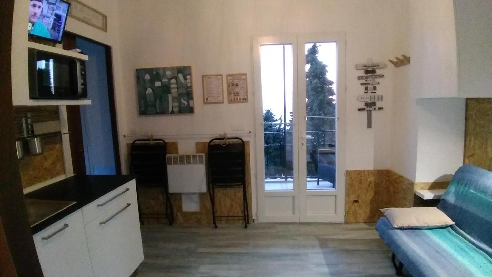 Studio Sea View (3 Adults)