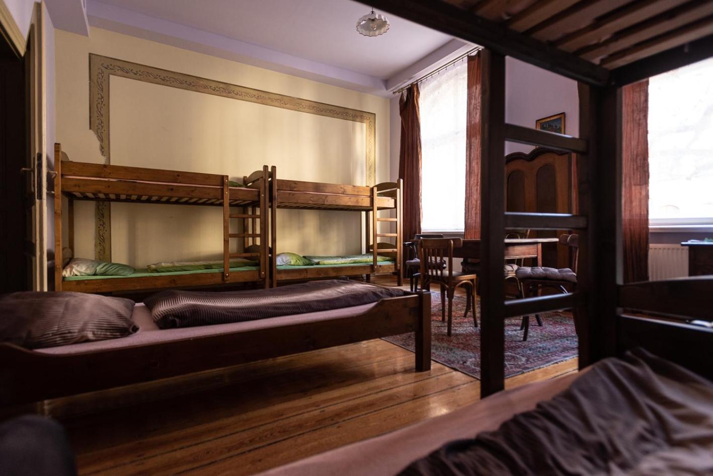 Bed in 8-Bed Female Dormitory Room photo 1