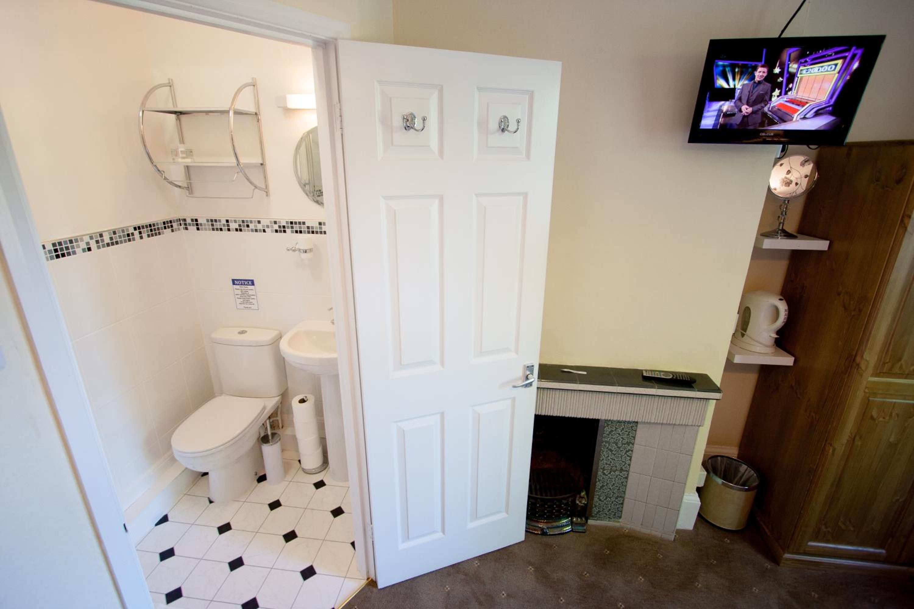 Double En-suite  - Photo 11