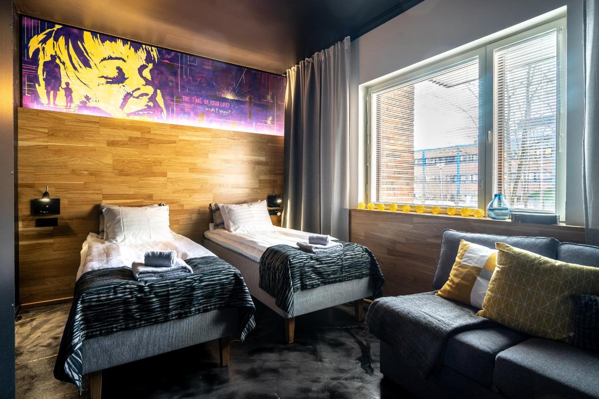 Double Room with Shared Bathroom photo 1