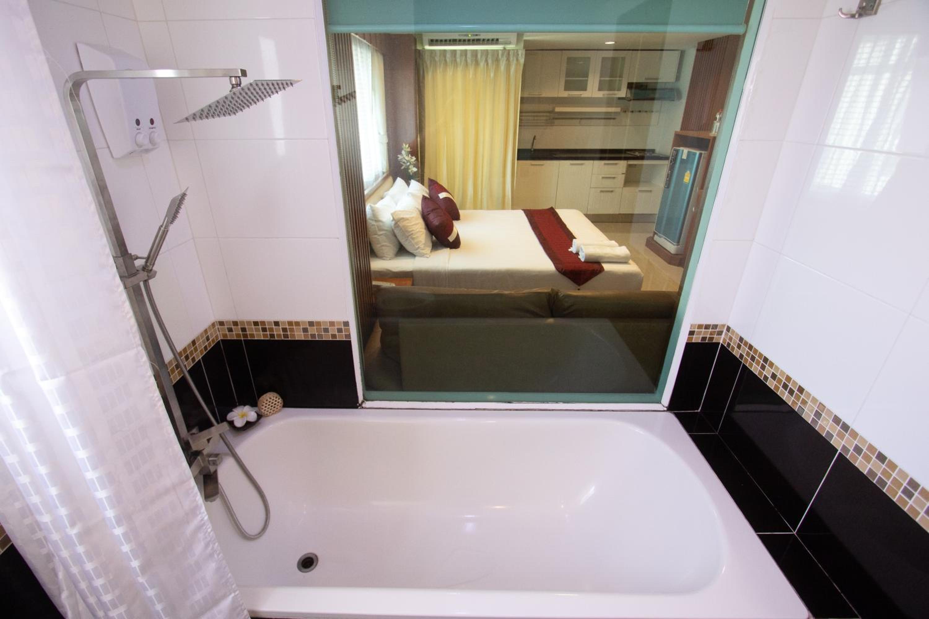 Grand Deluxe Double or Twin Room photo 3