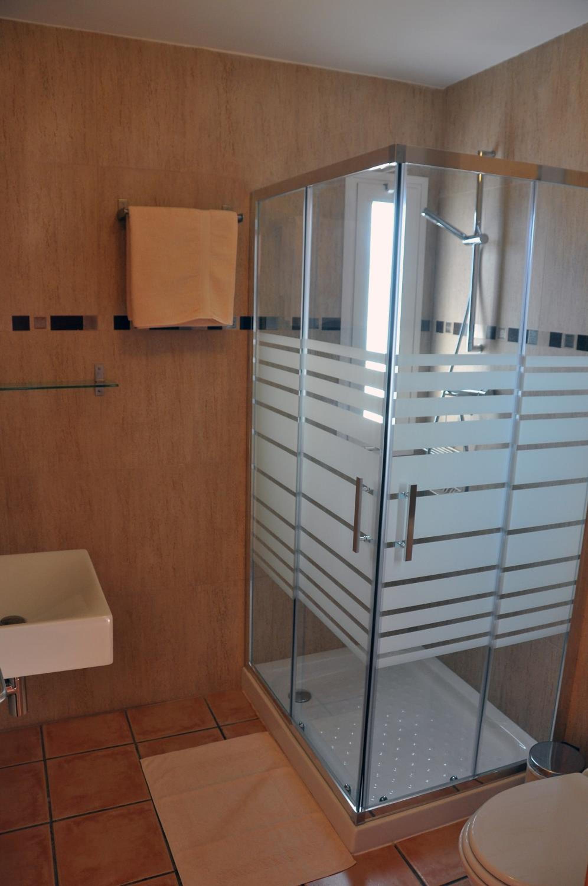 Double or Twin Room with Sea View photo 2