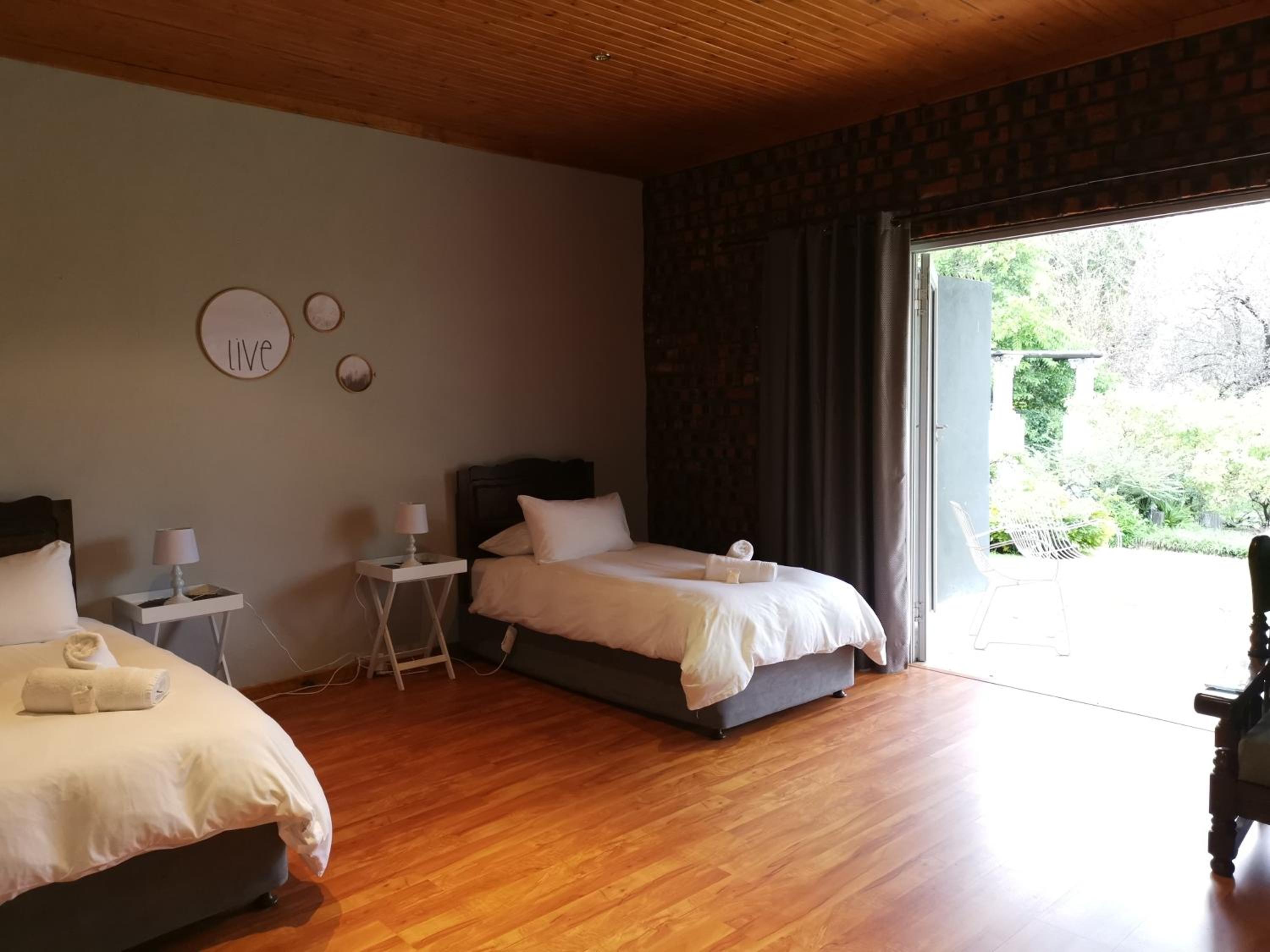 Triple Room with Garden View - Photo 8