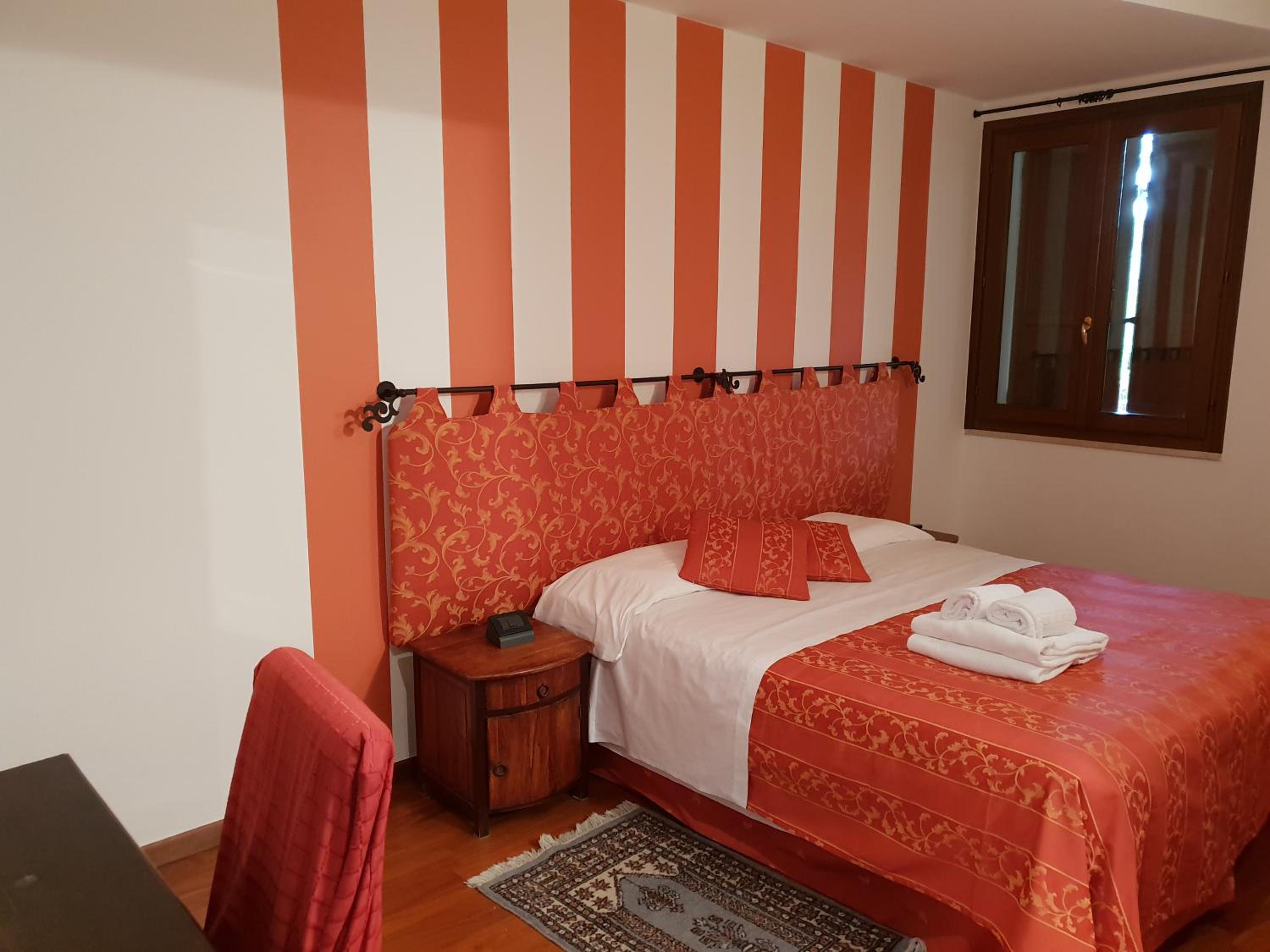 Double or Twin Room photo 1