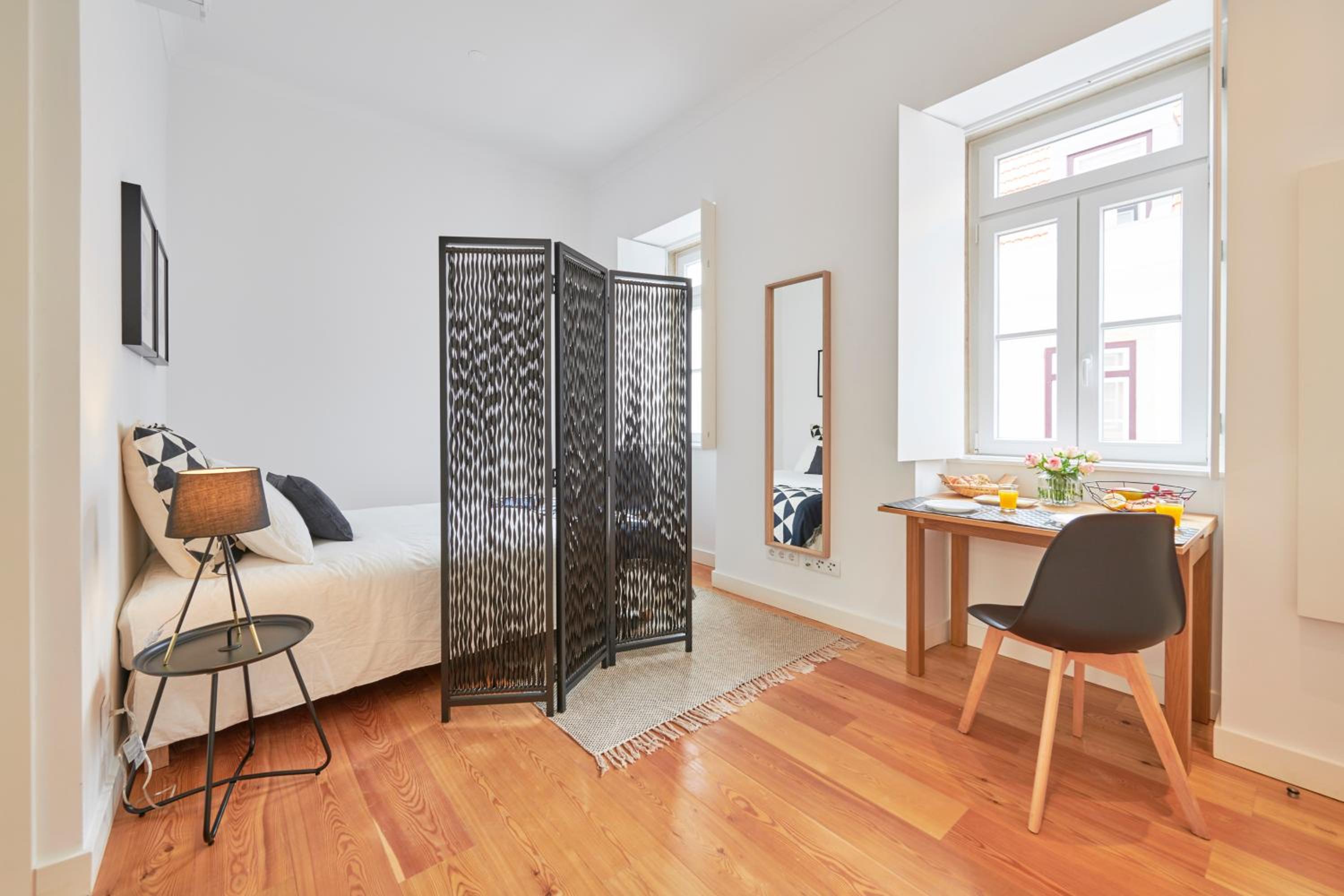 Apartment photo 2