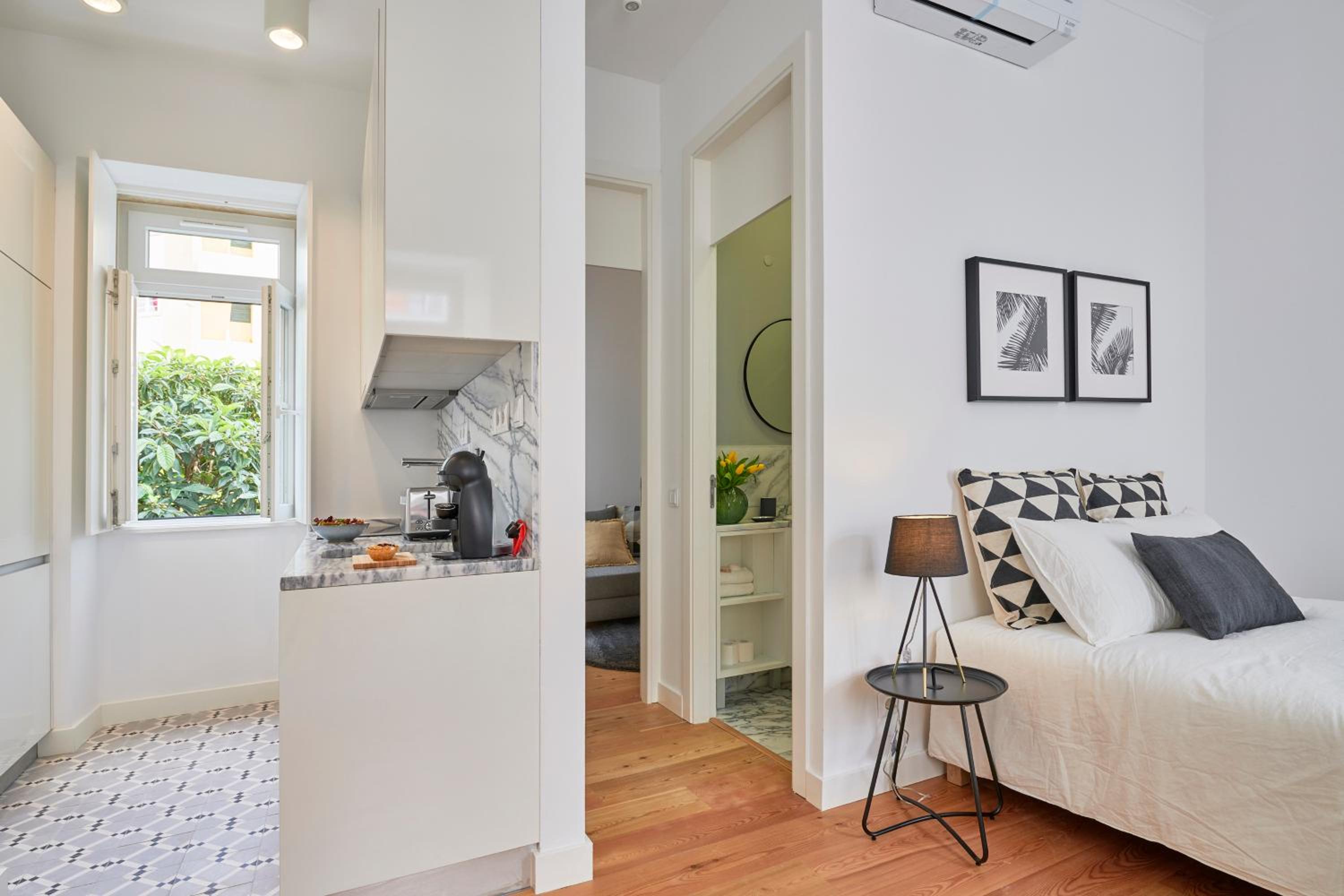Apartment photo 3