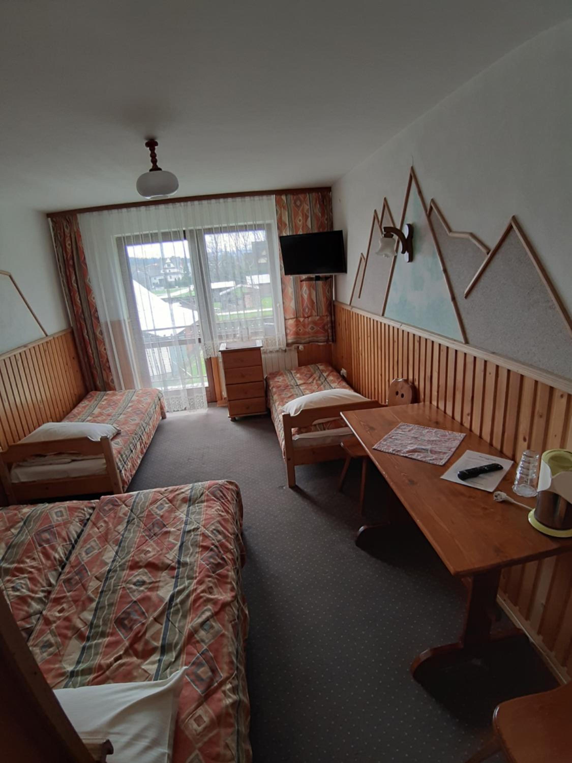 Quadruple Room with Balcony photo 3