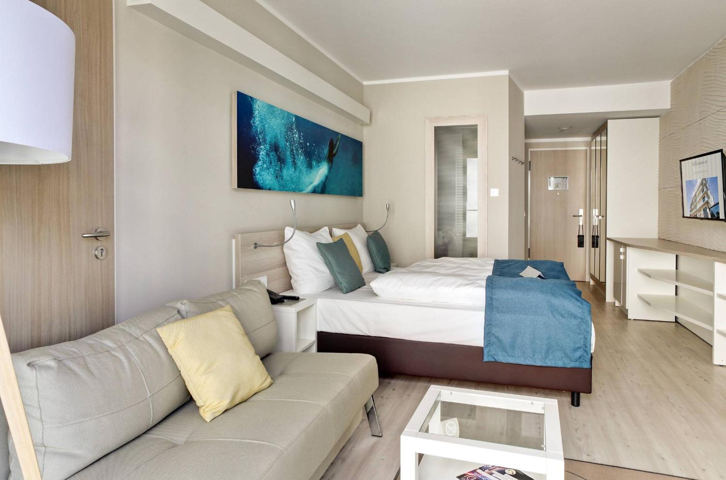 Family Room with Side Sea View