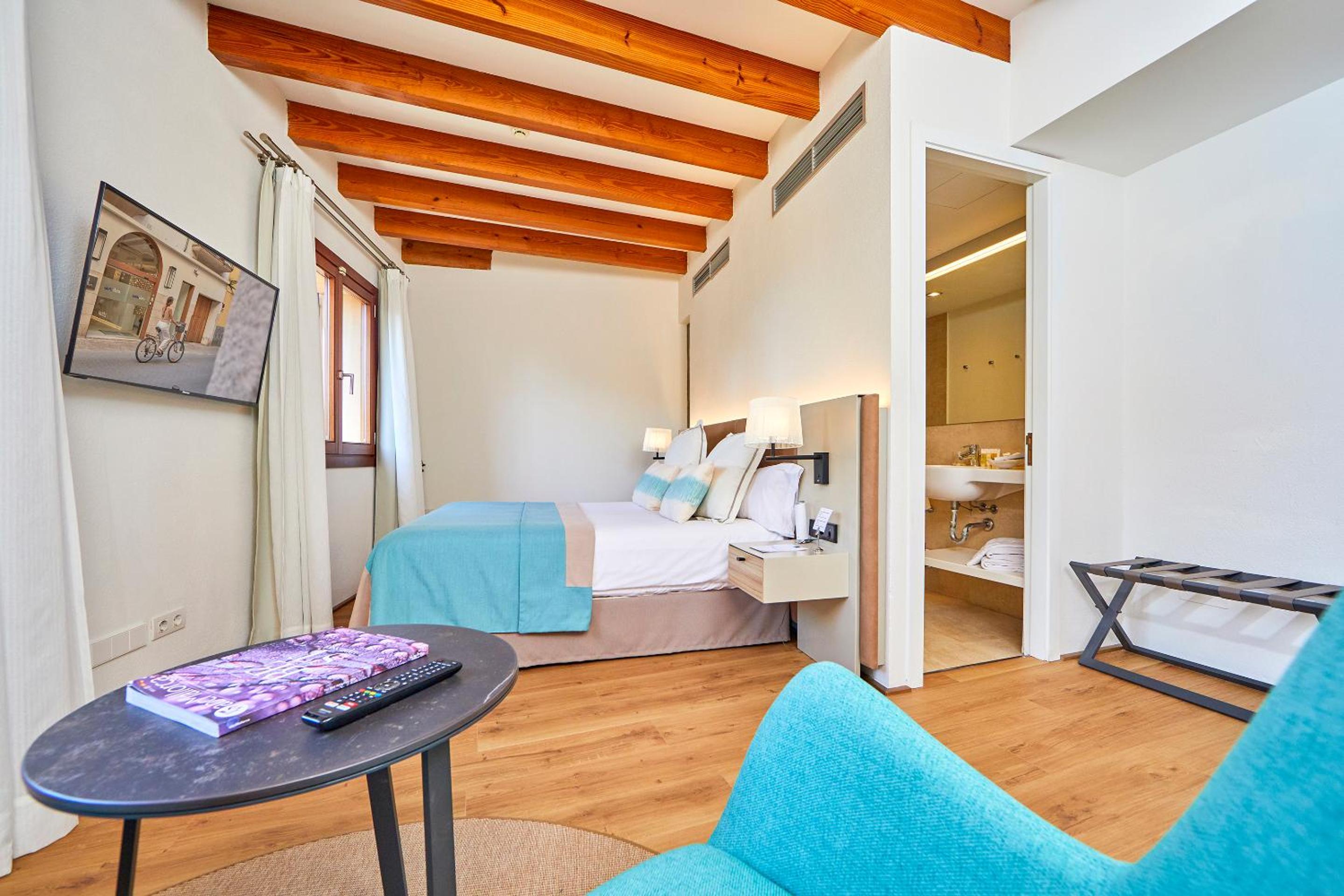 Double Room - Photo 4