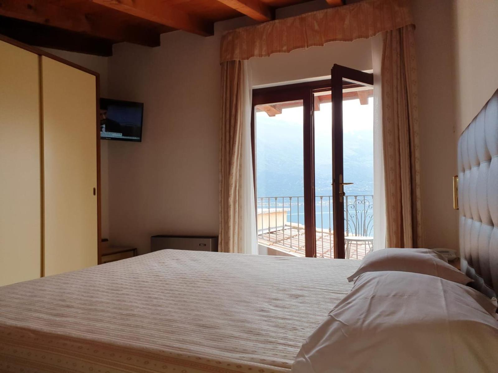 Double Room With Lake View
