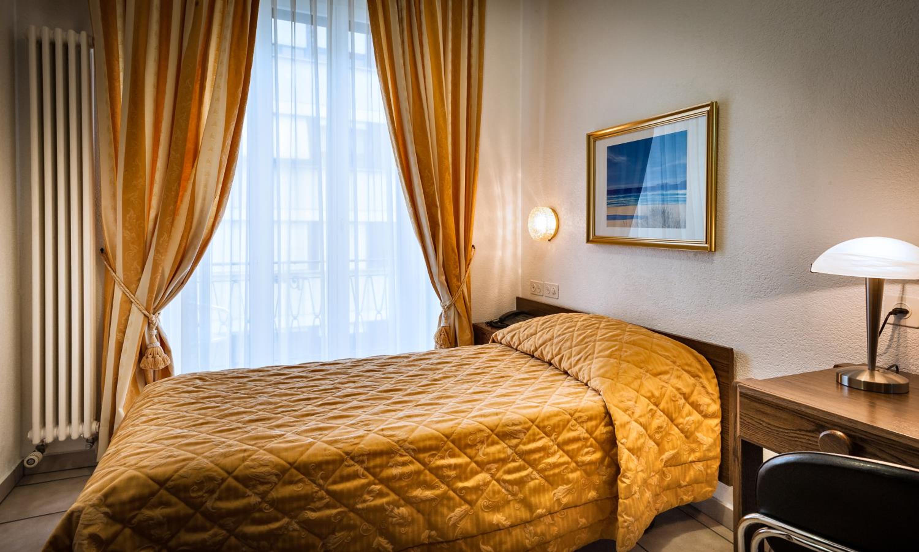 Single Room