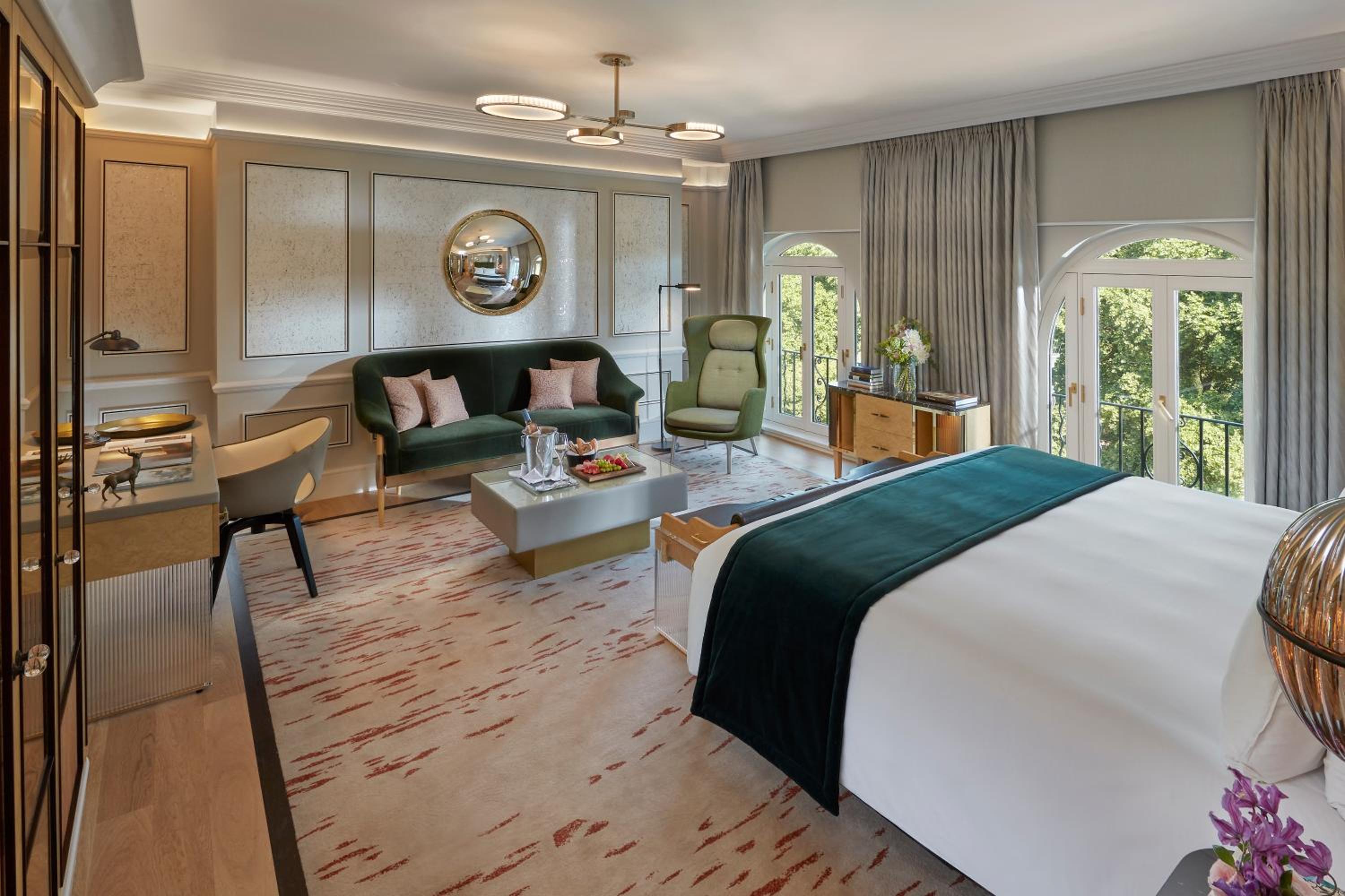 Hyde Park Junior Suite, Mandarin Oriental Hyde Park, London